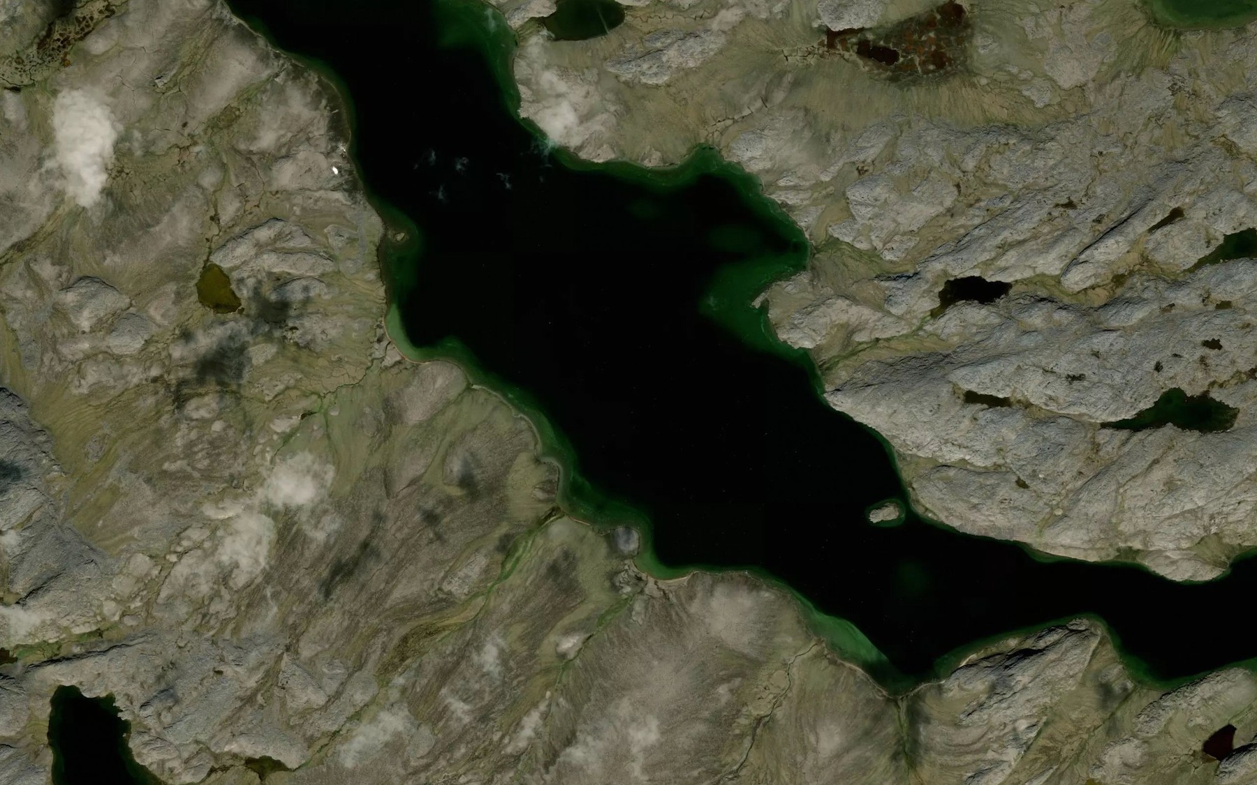 Satellite map of the Avataqpauqjuk Lake