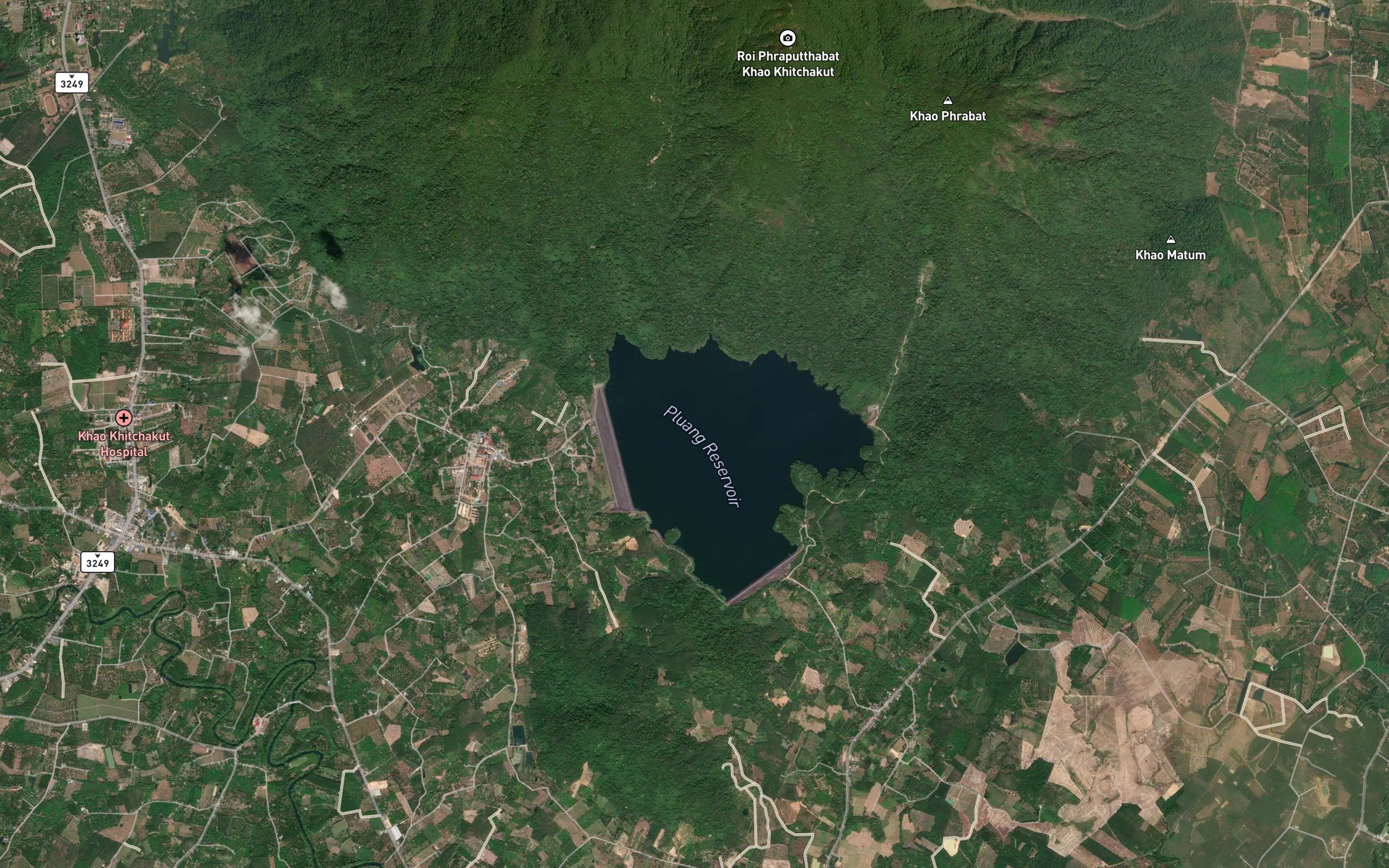 Ang Kep Nam Khuean Phluang