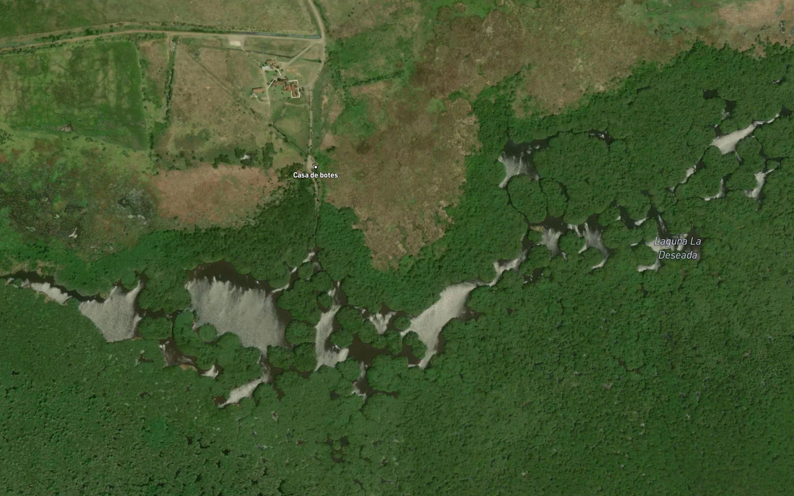 Laguna La Deseada