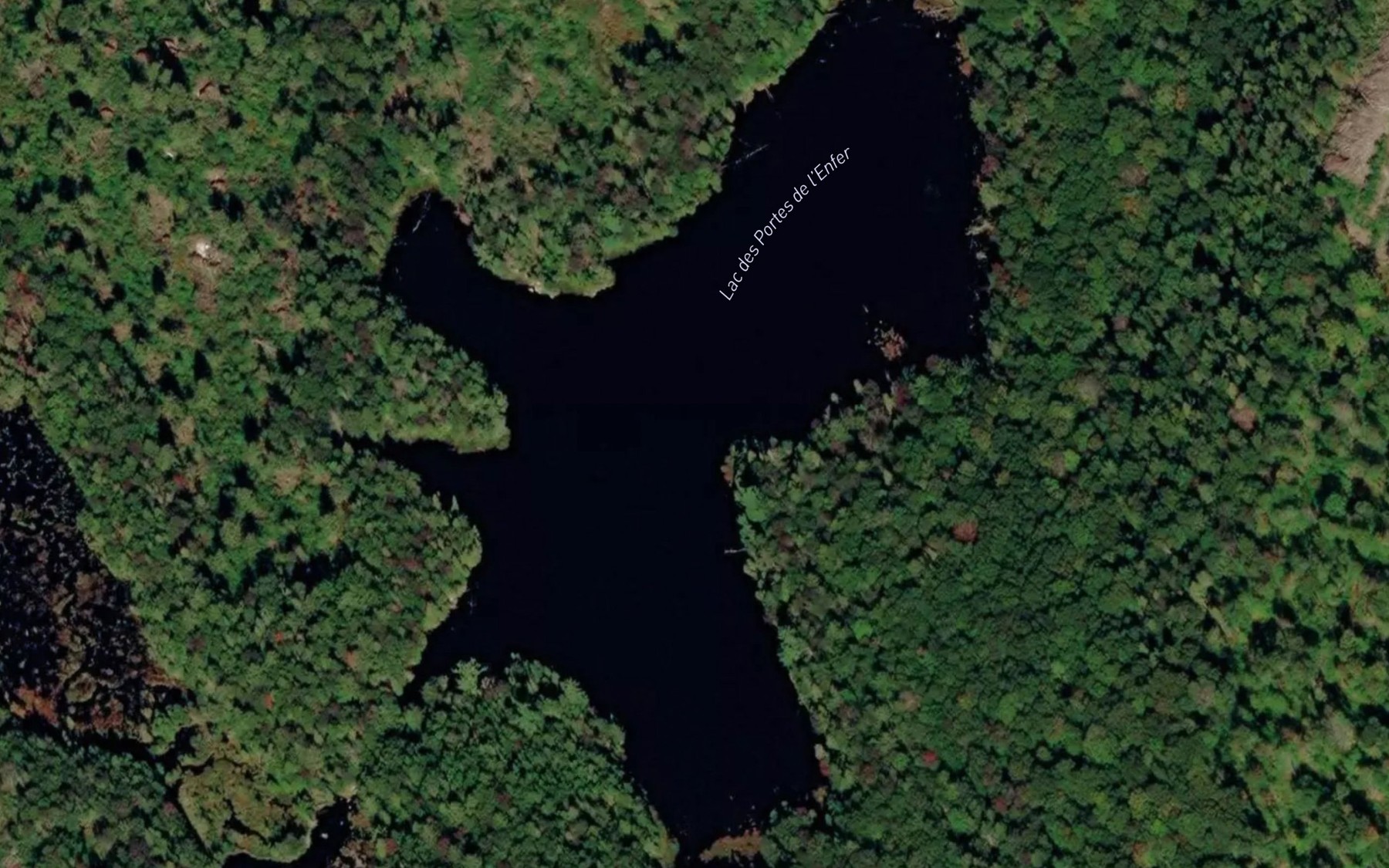Satellite map of the Lac des Portes de l'Enfer