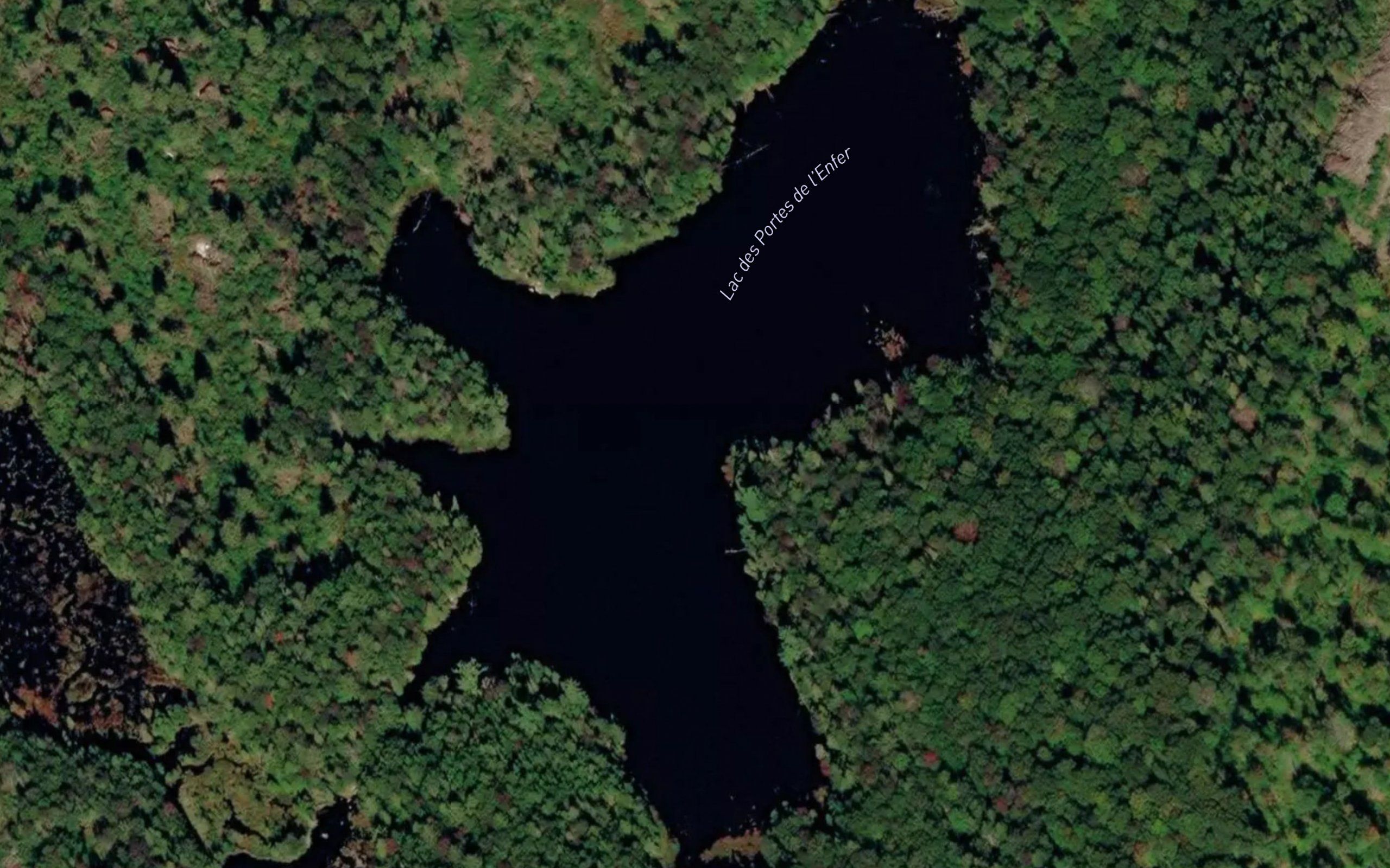 Lac des Portes de l'Enfer
