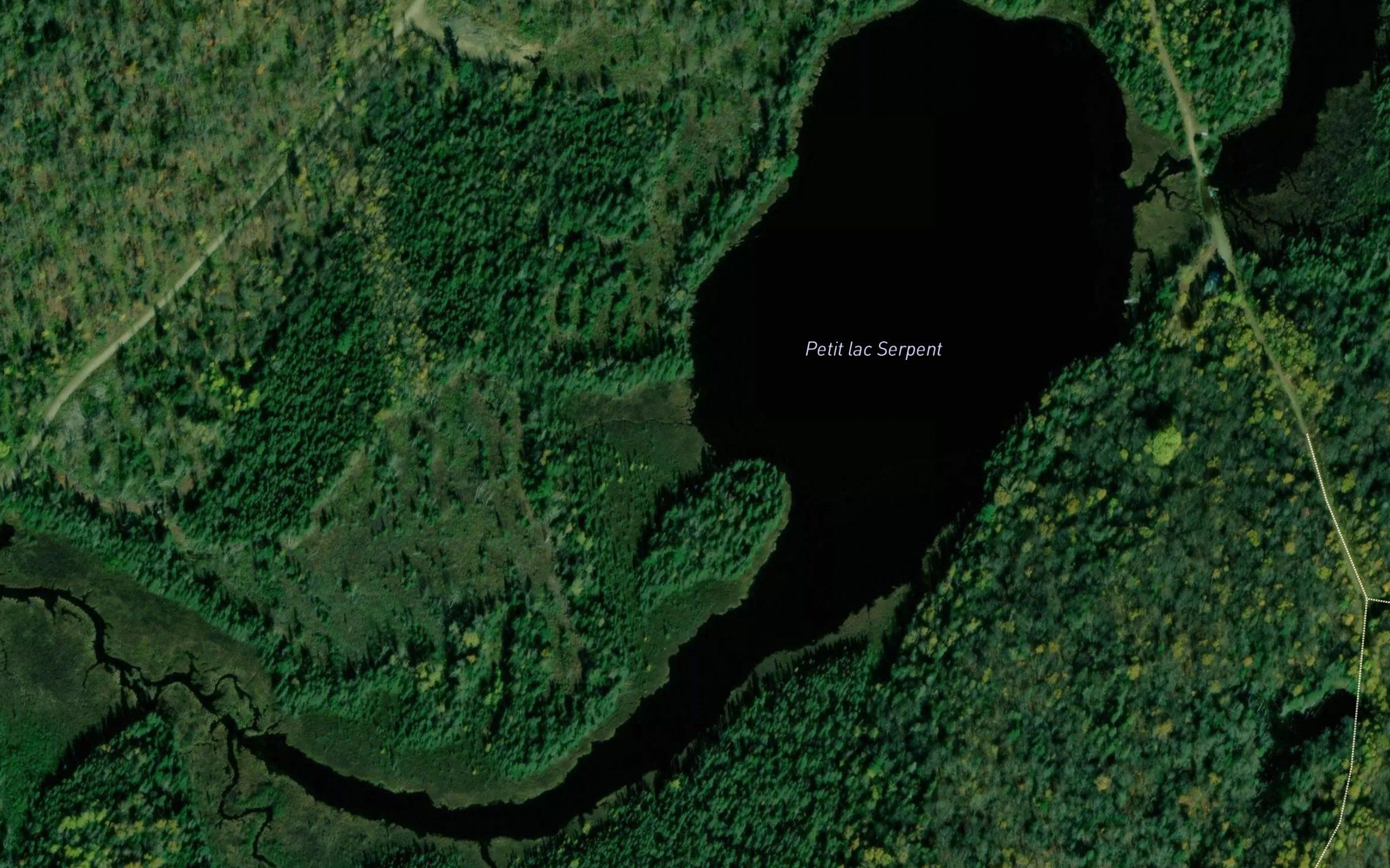Petit lac Serpent