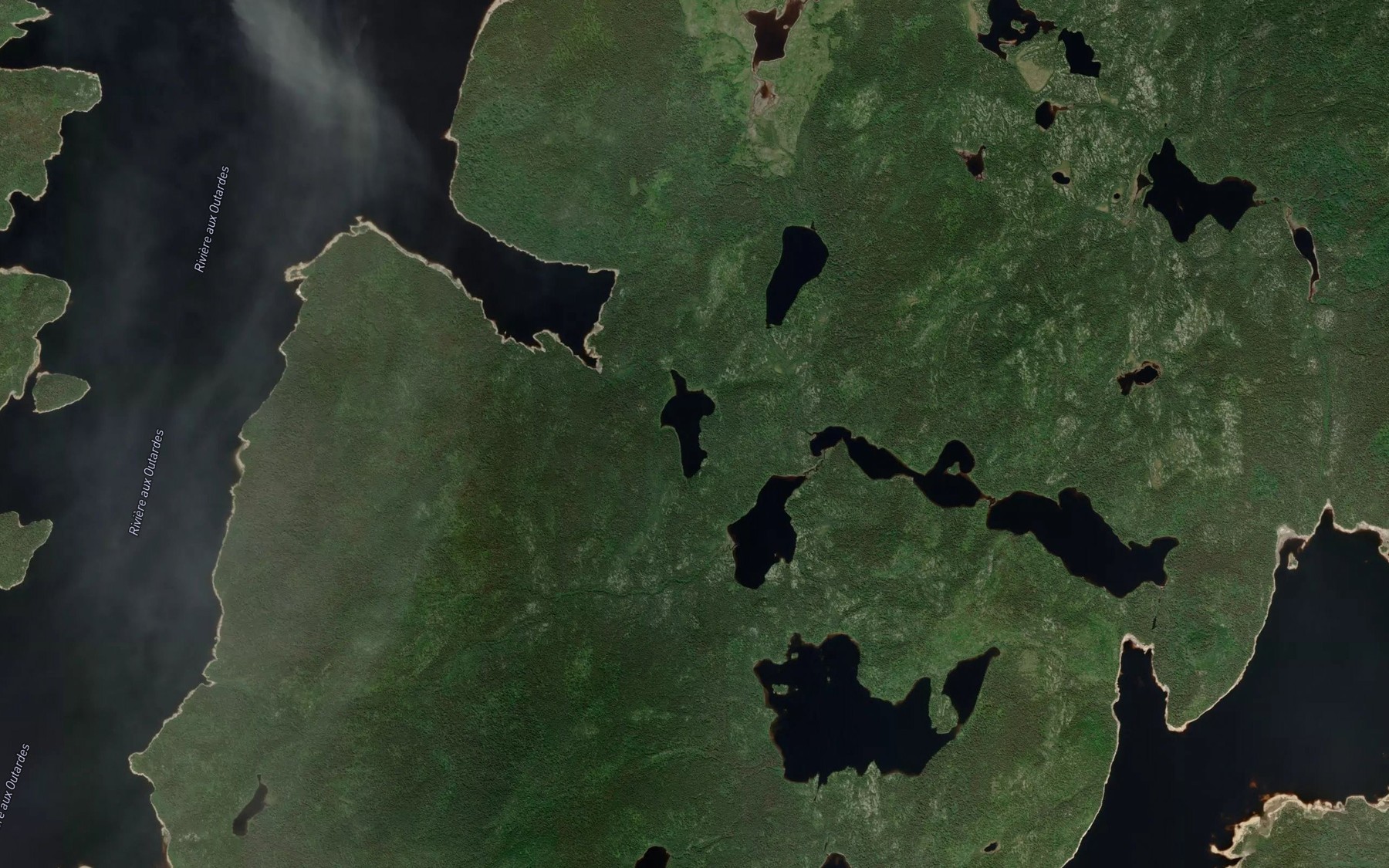 Satellite map of the Lac de la Poire