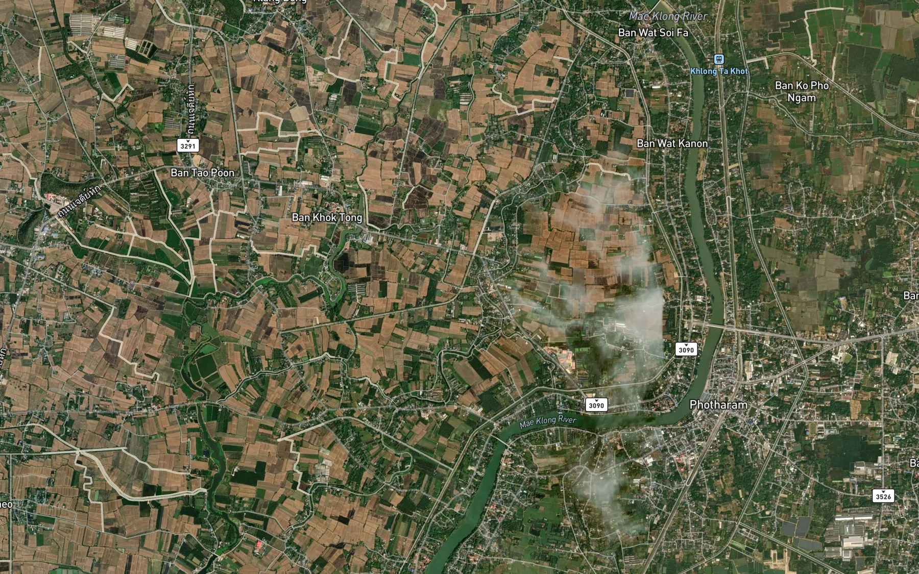 Satellite map of the Khlong Huai Phakbung
