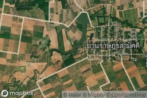 Sa Nam Ban Lam Phiak