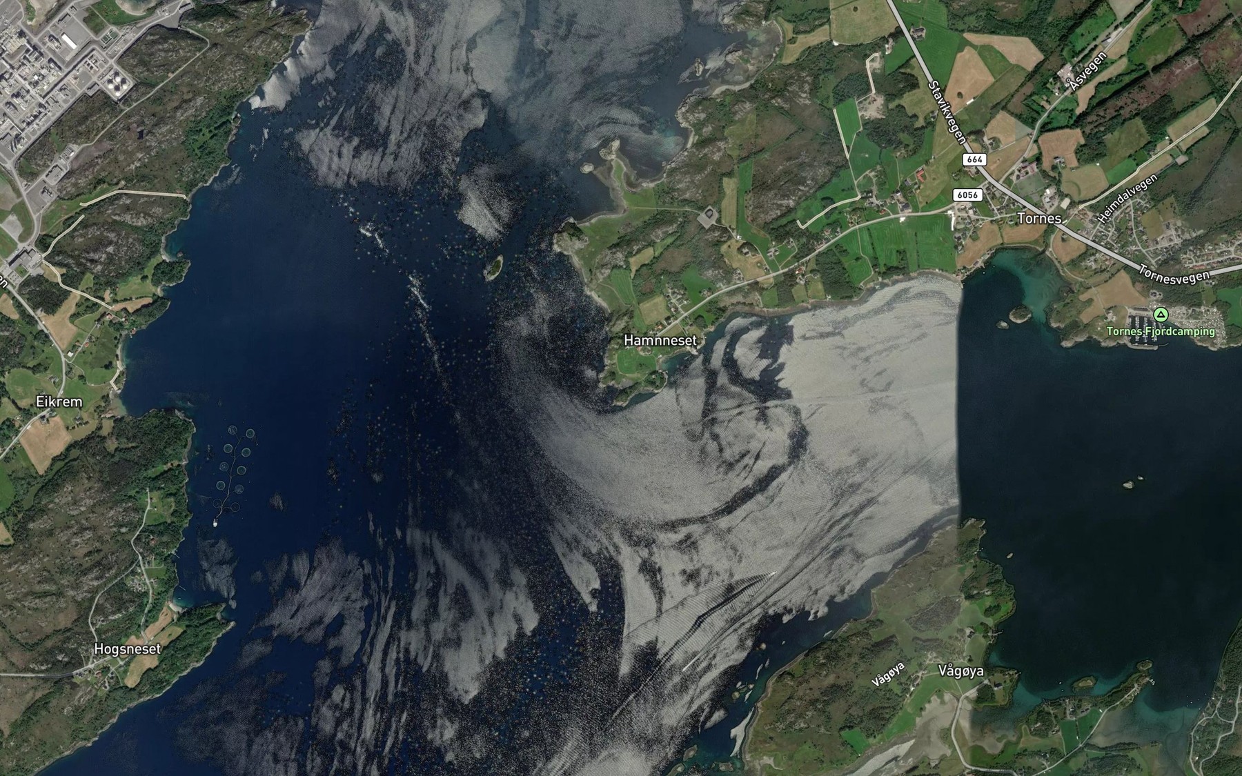 Satellite map of the Rotvikbukta