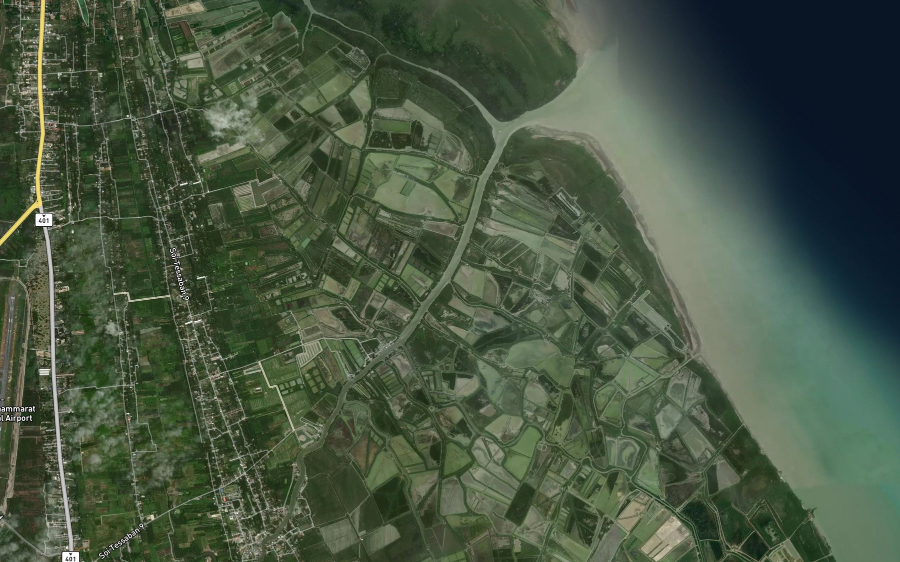 Satellite map of the Khlong Lat