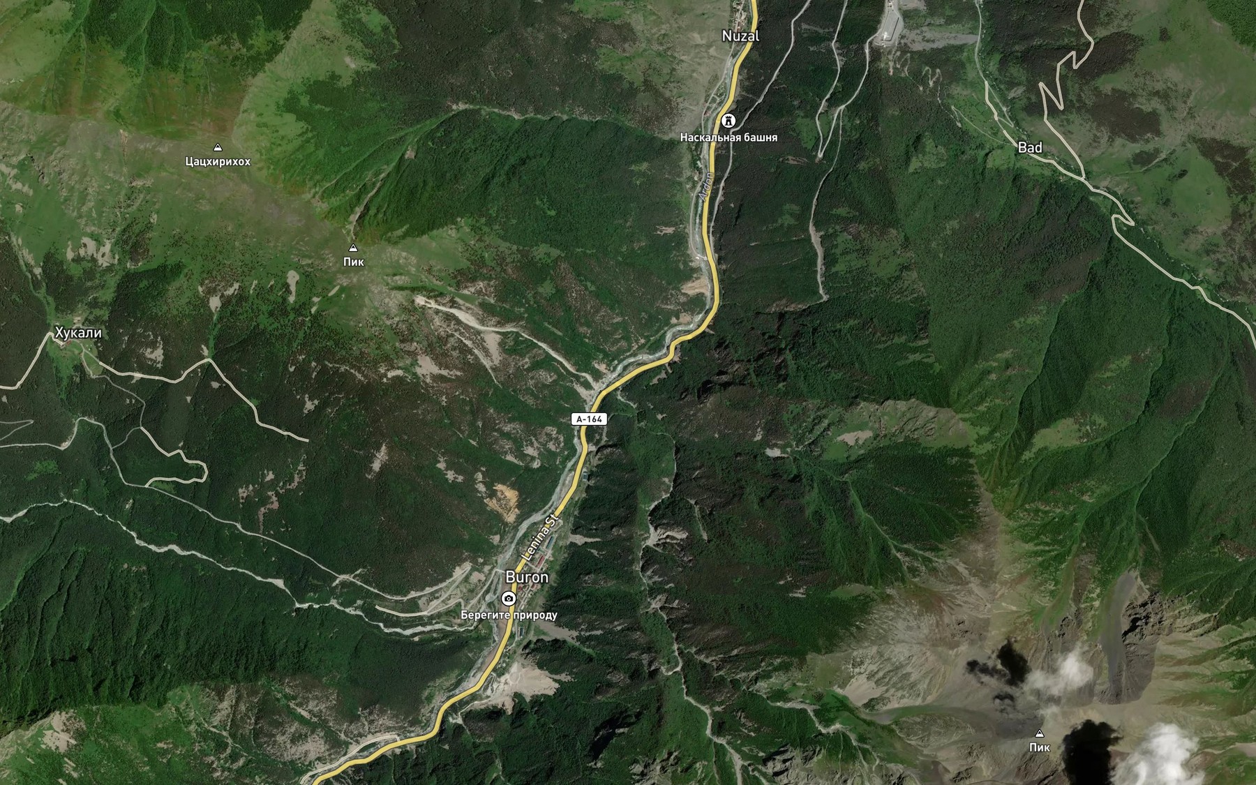Satellite map of the Nizhniy Labagom