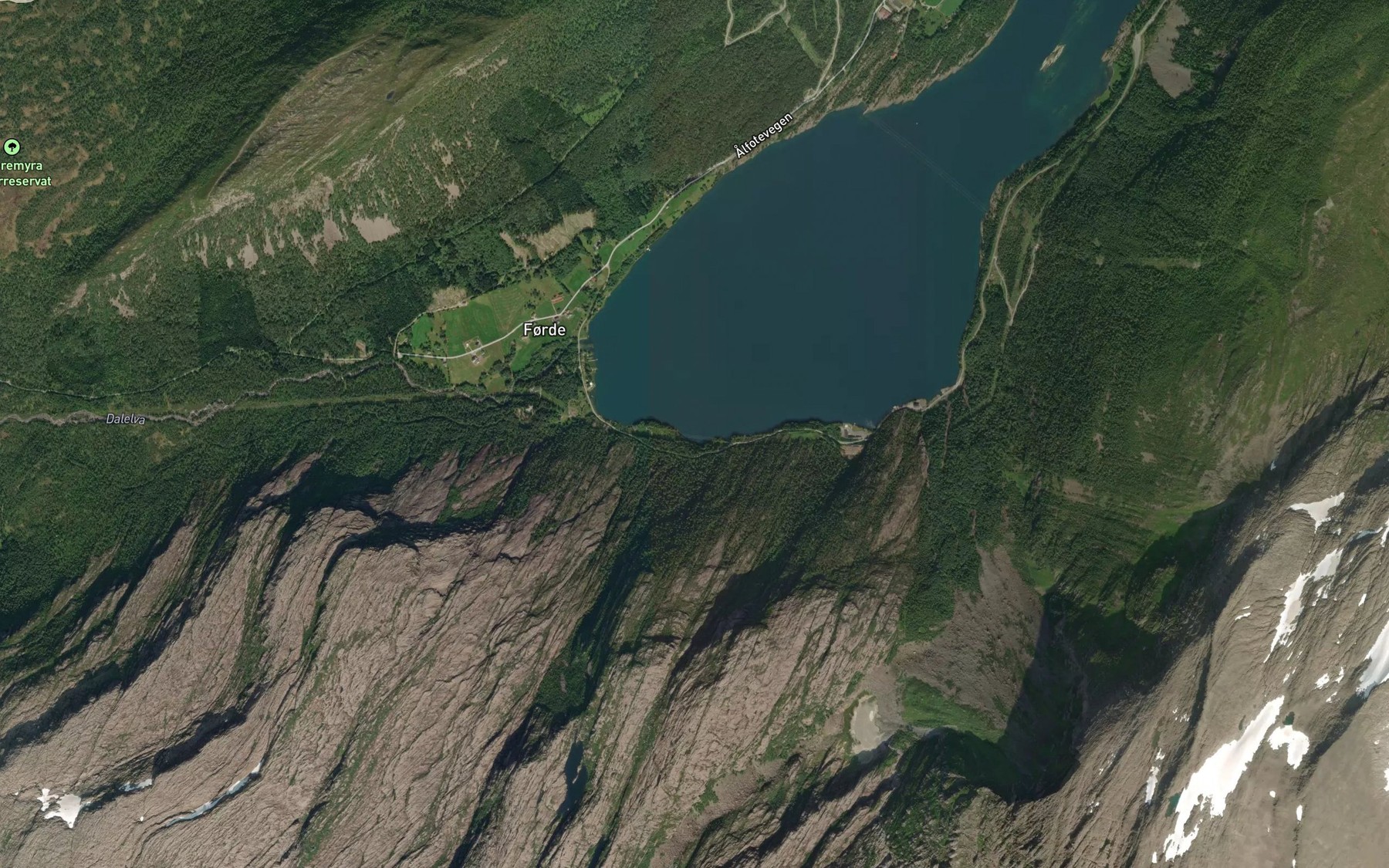 Satellite map of the Oykevika