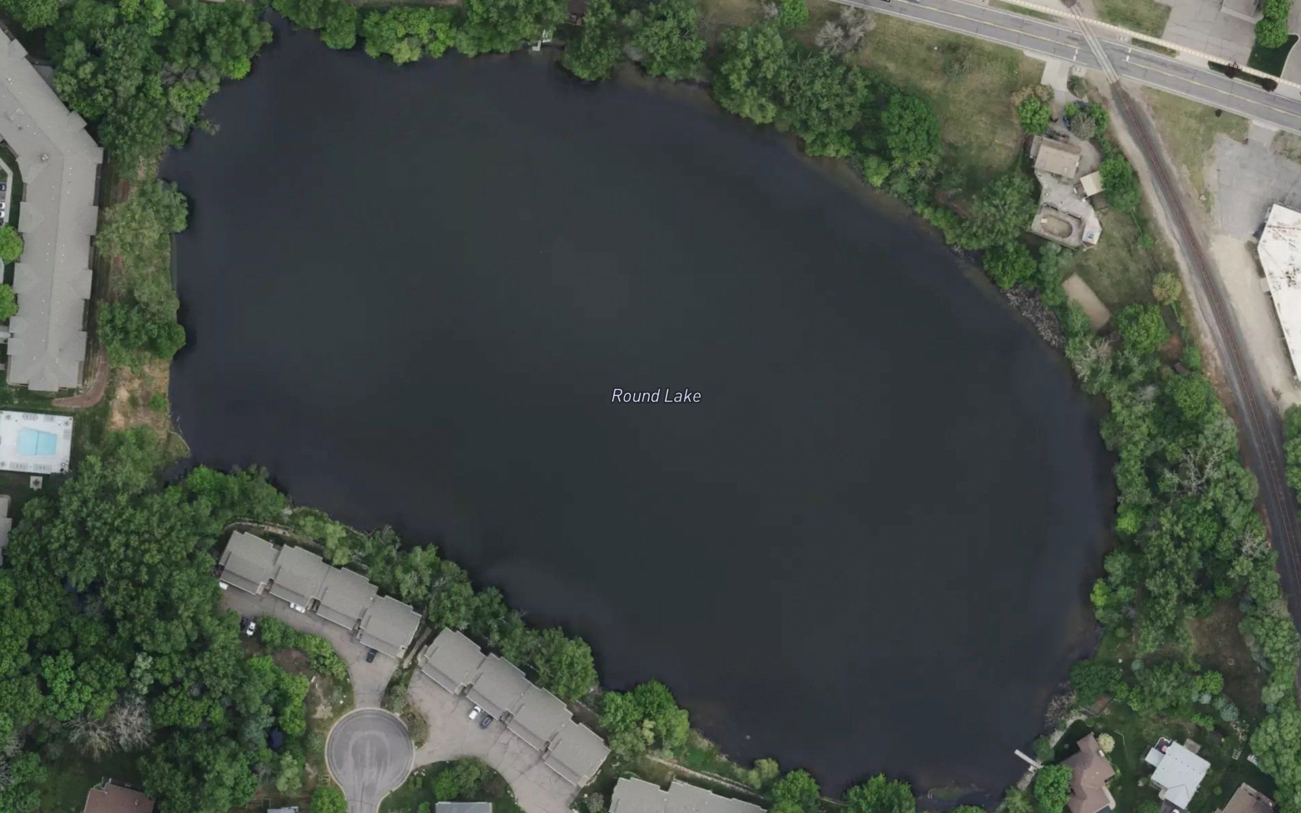 Round Lake