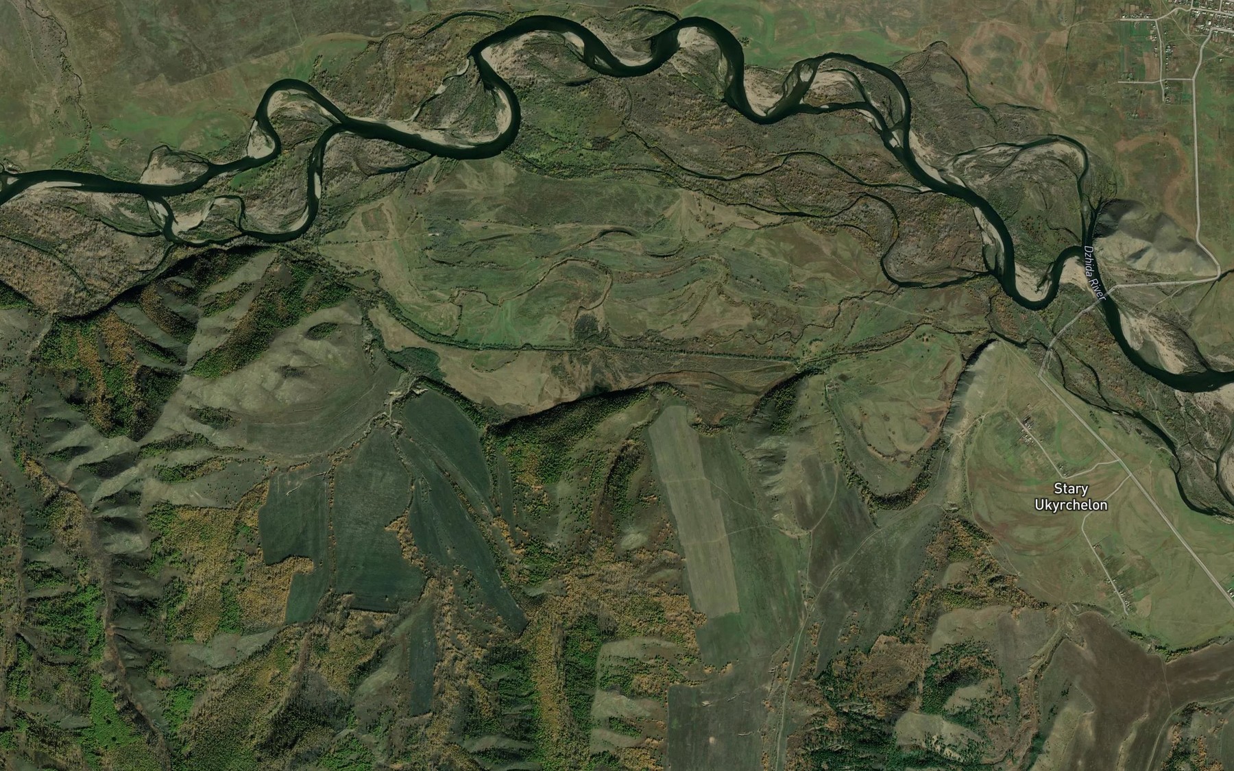Satellite map of the Ozero Lebyazh'ye