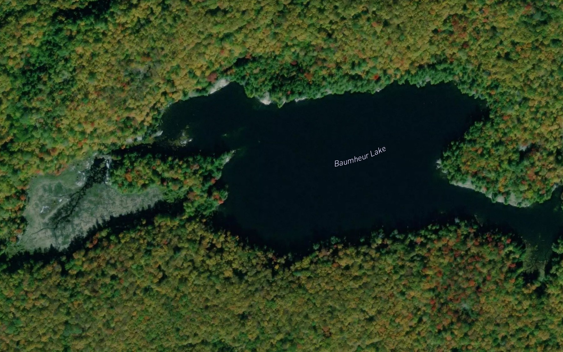 Satellite map of the Baumheur Lake