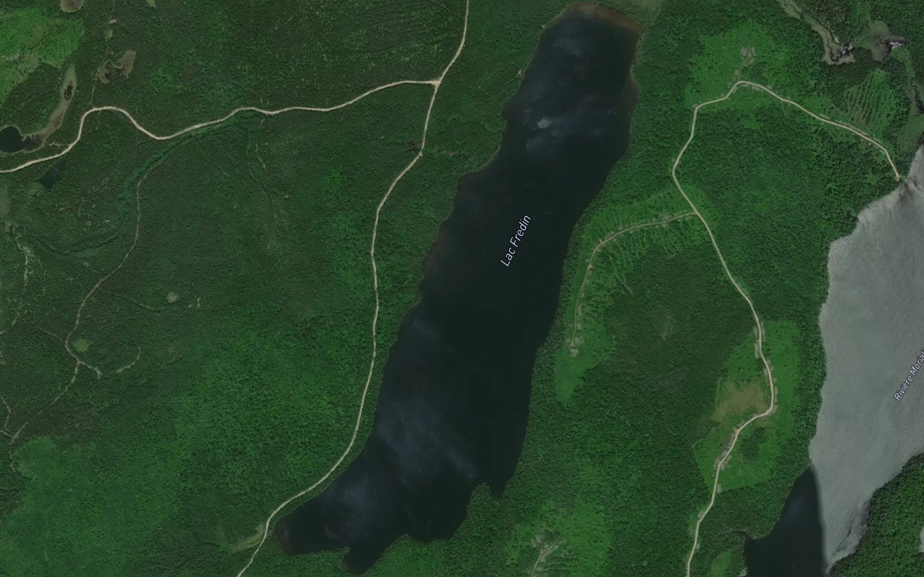 Satellite map of the Lac Fredin