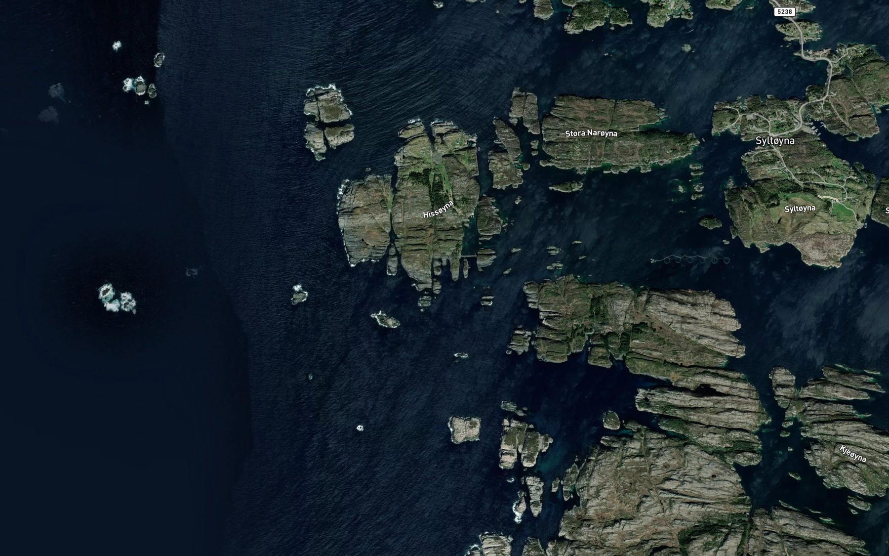 Satellite map of the Kvalvika