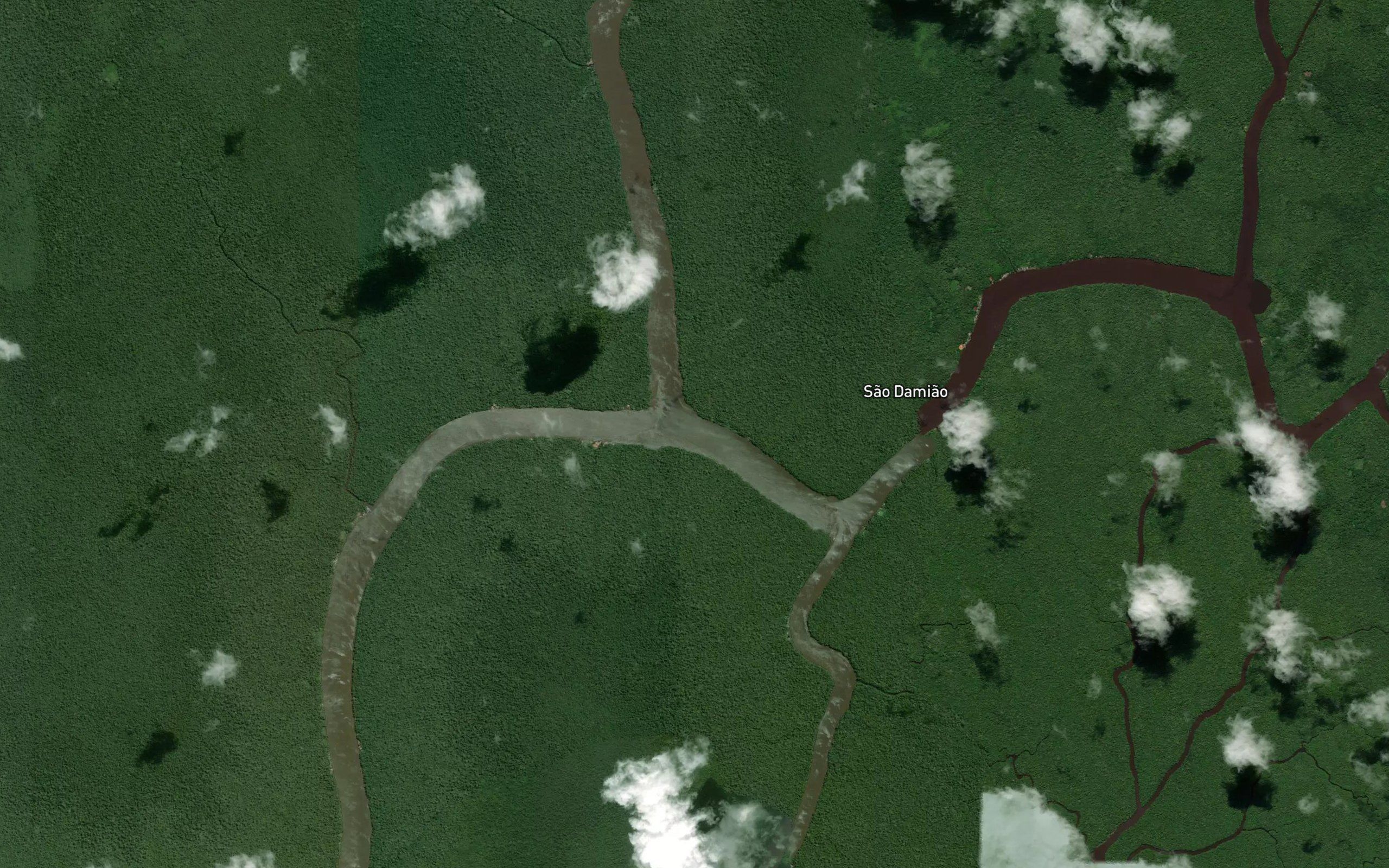 Rio Charapucu