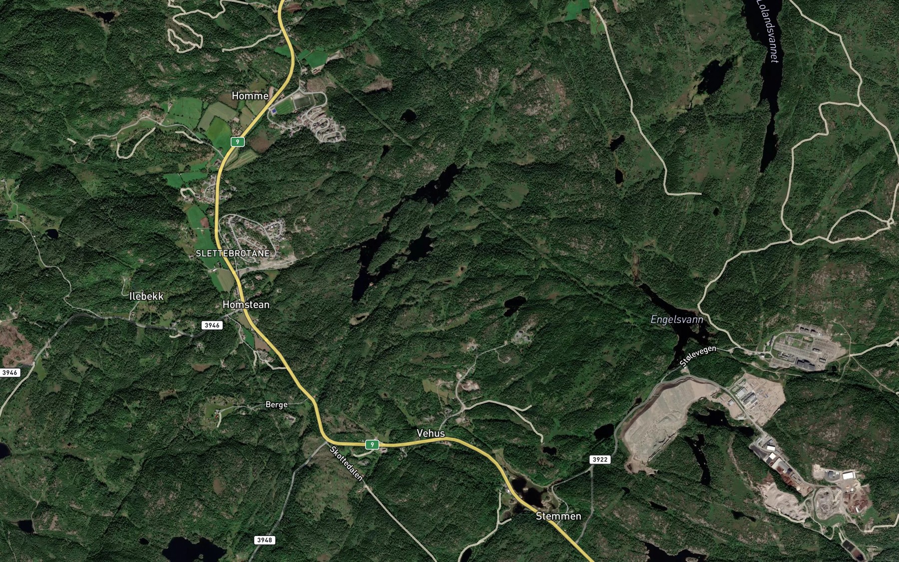 Satellite map of the Tvitjonn