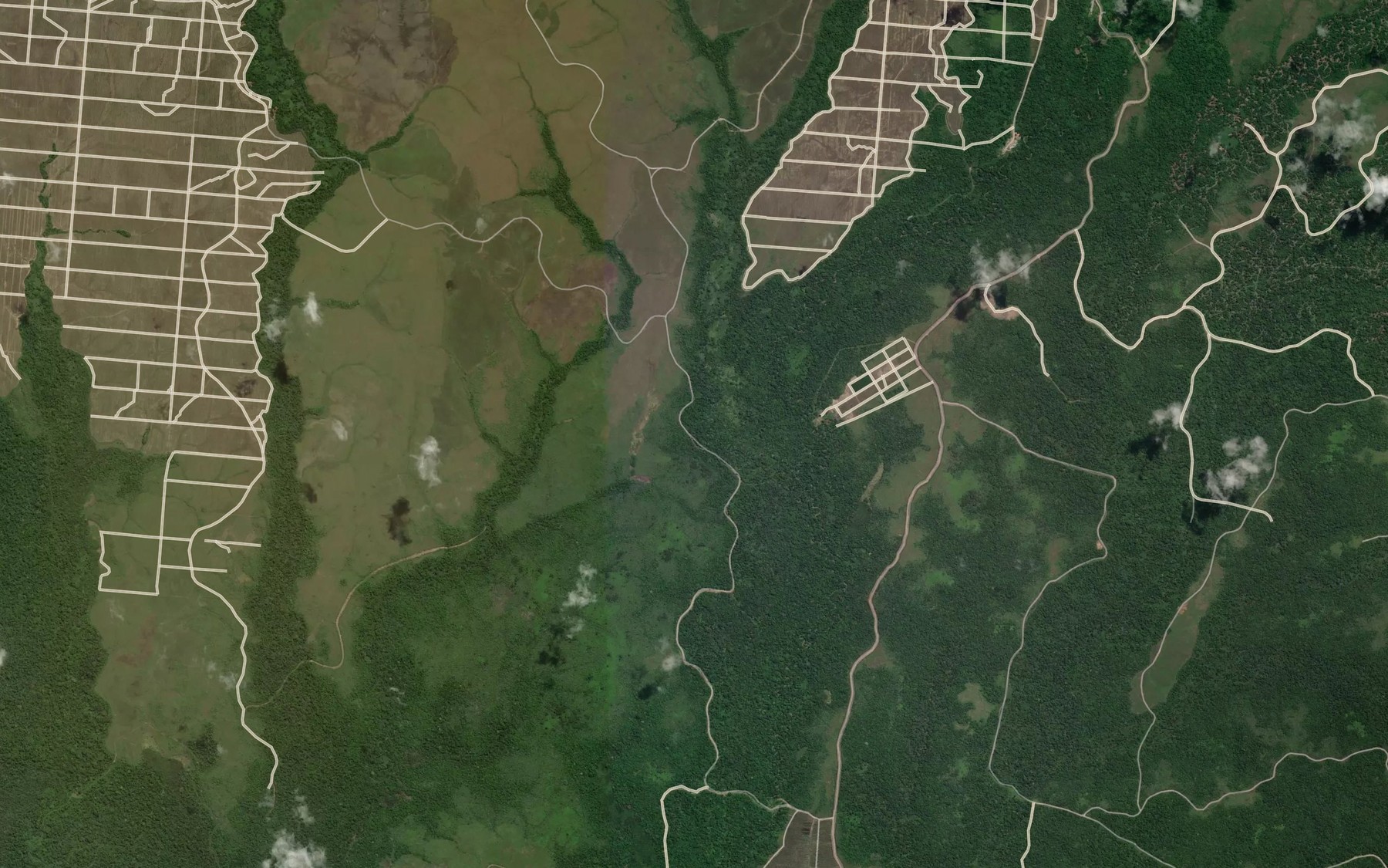 Satellite map of the Via-u Creek