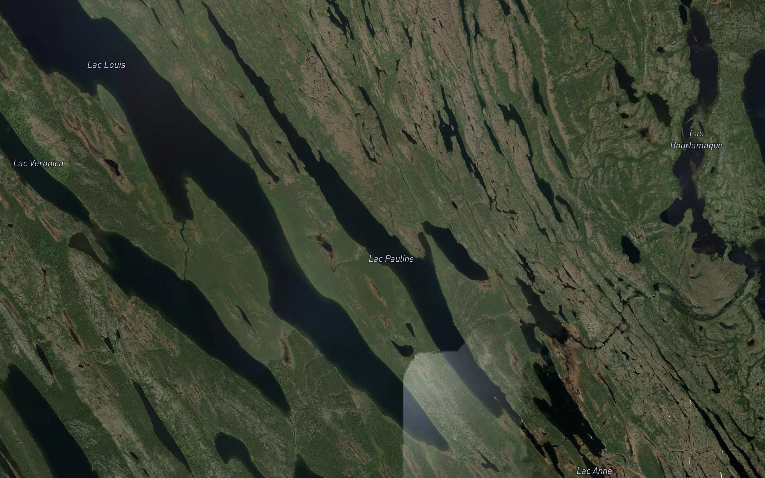 Lac Pauline