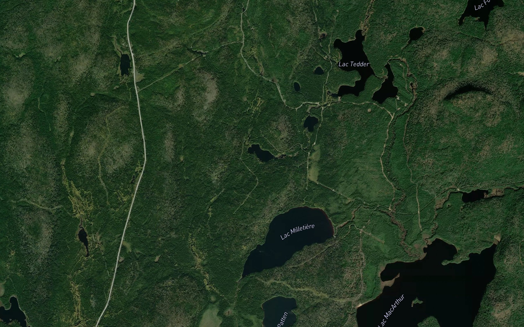 Satellite map of the Lac Deschenes