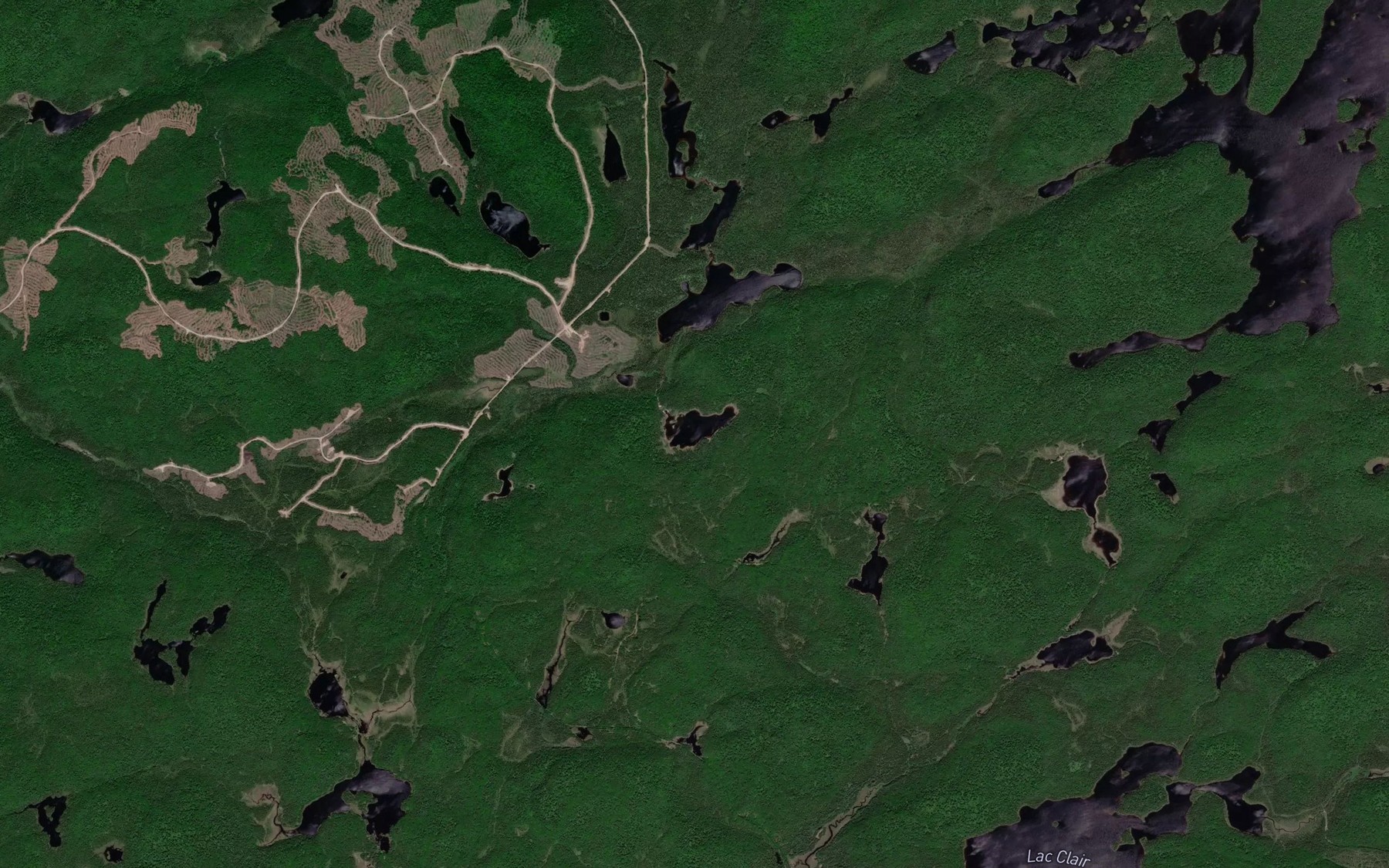 Satellite map of the Lac de l'Ebene