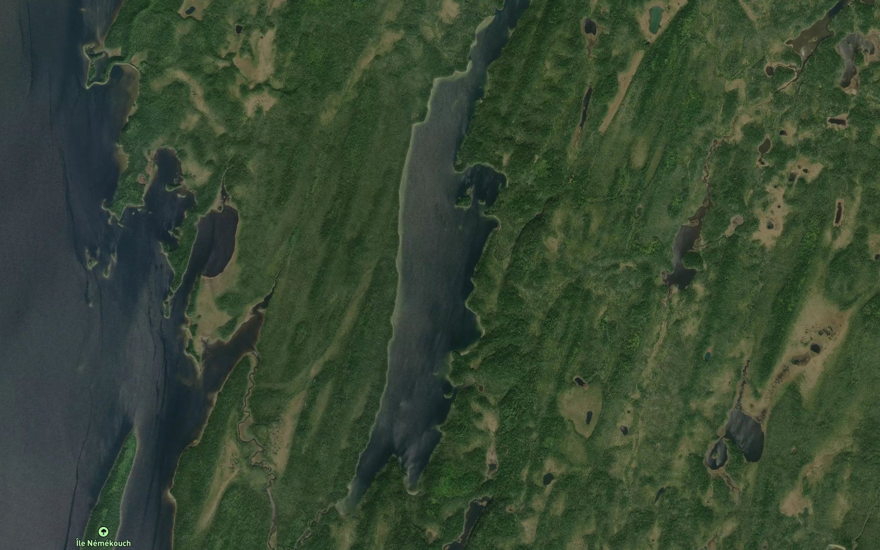 Satellite map of the Lac Loudon