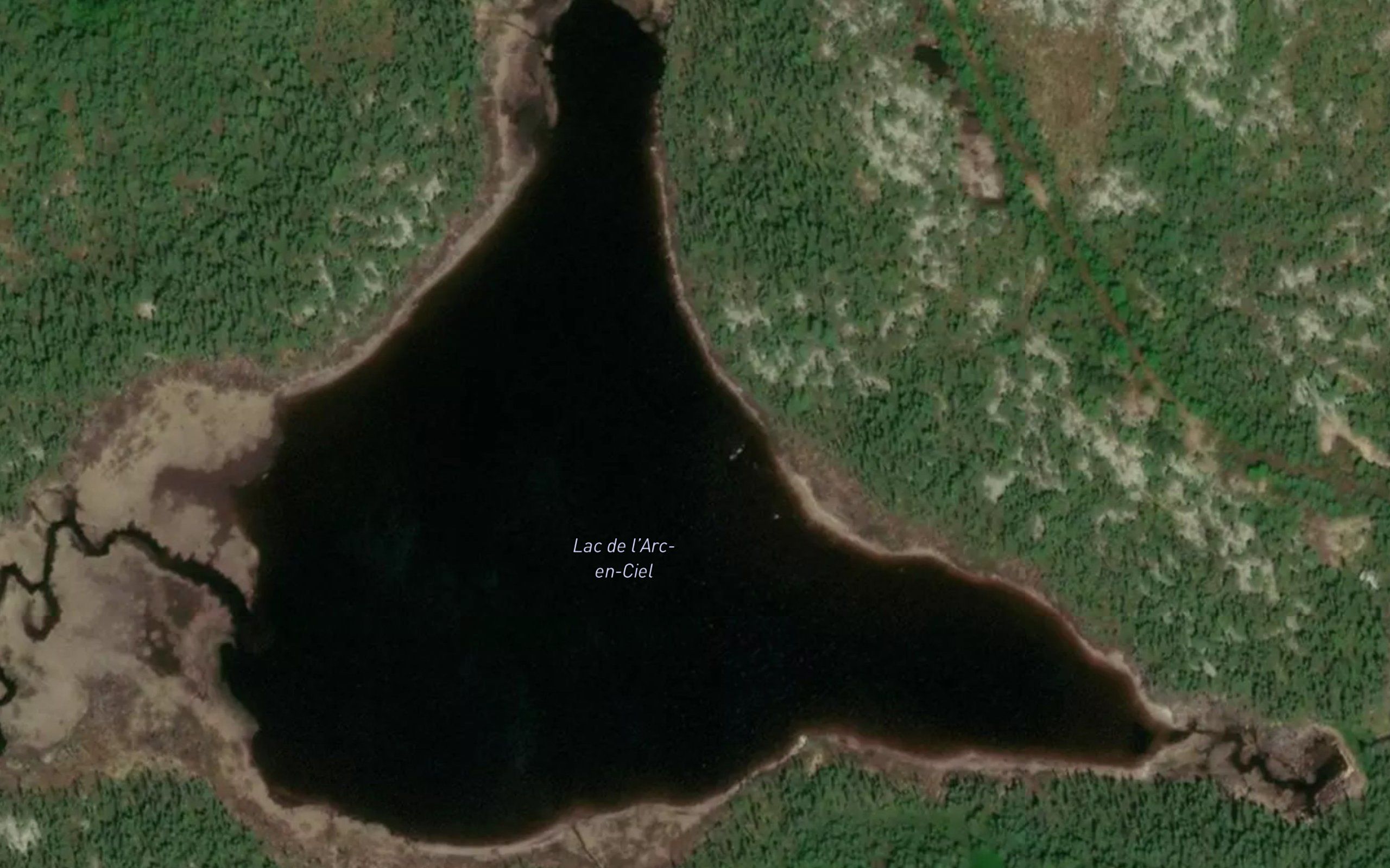 Lac de l'Arc-en-Ciel