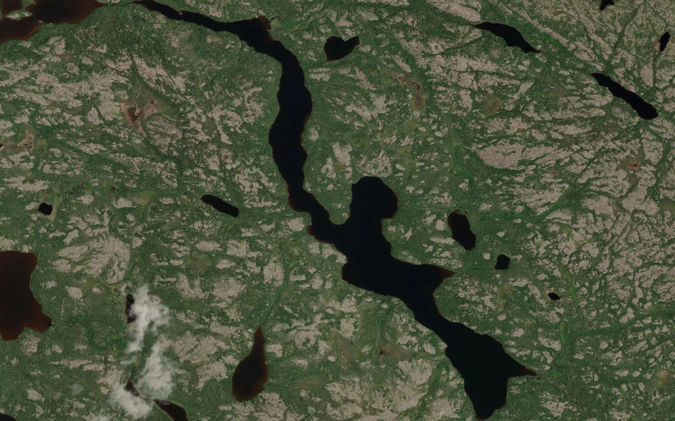 Lac Apimitauchiskumikach
