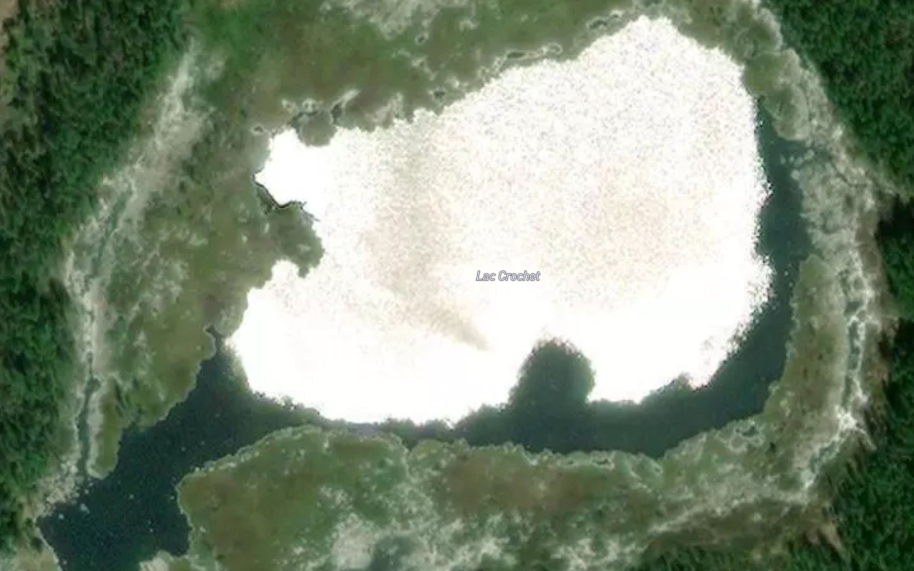 Satellite map of the Lac Crochet