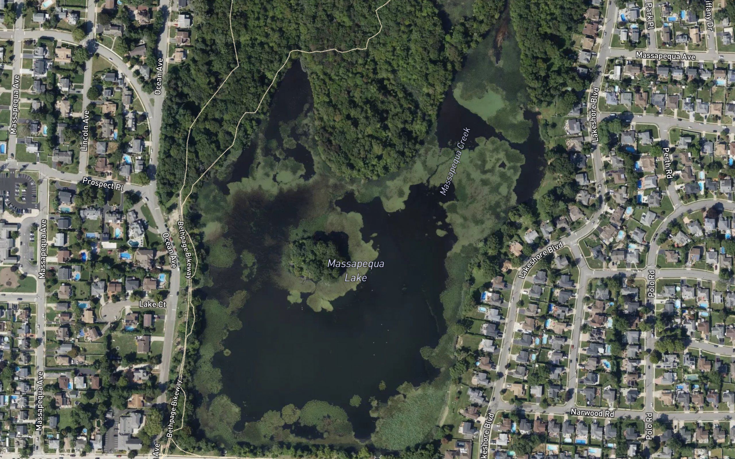 Massapequa Lake