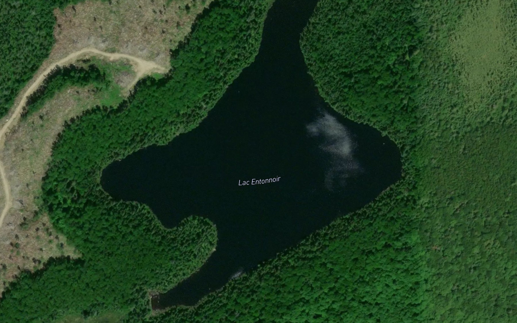 Satellite map of the Lac Entonnoir