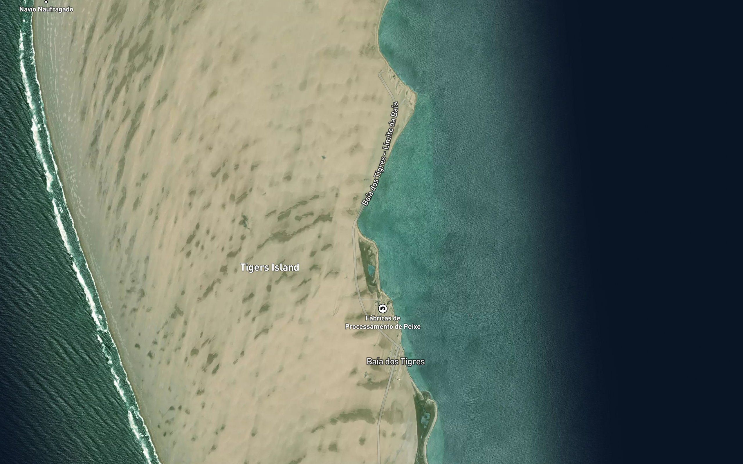 Enseada das Pedras