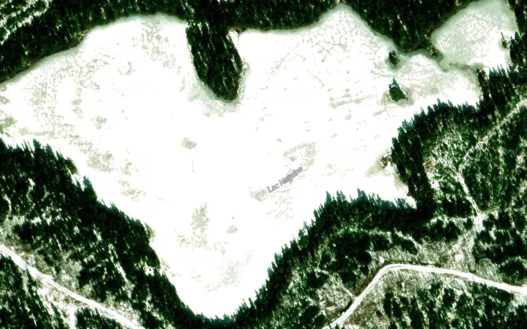 Satellite map of the Lac Maguine