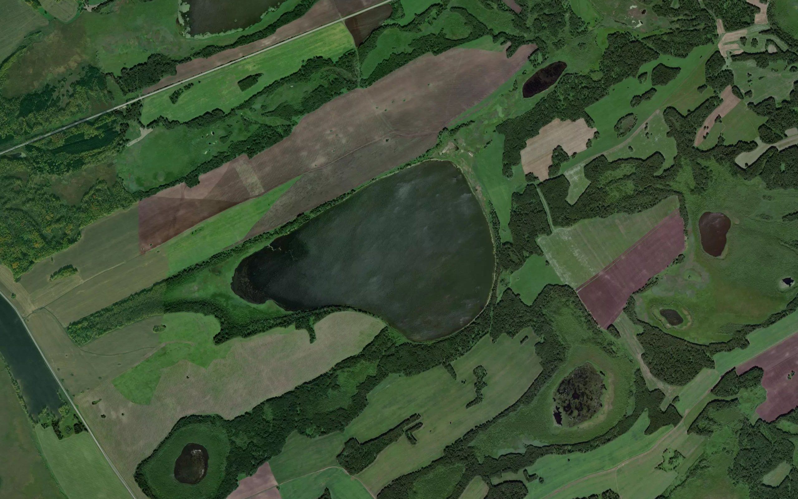 Ozero Pakhotnoye