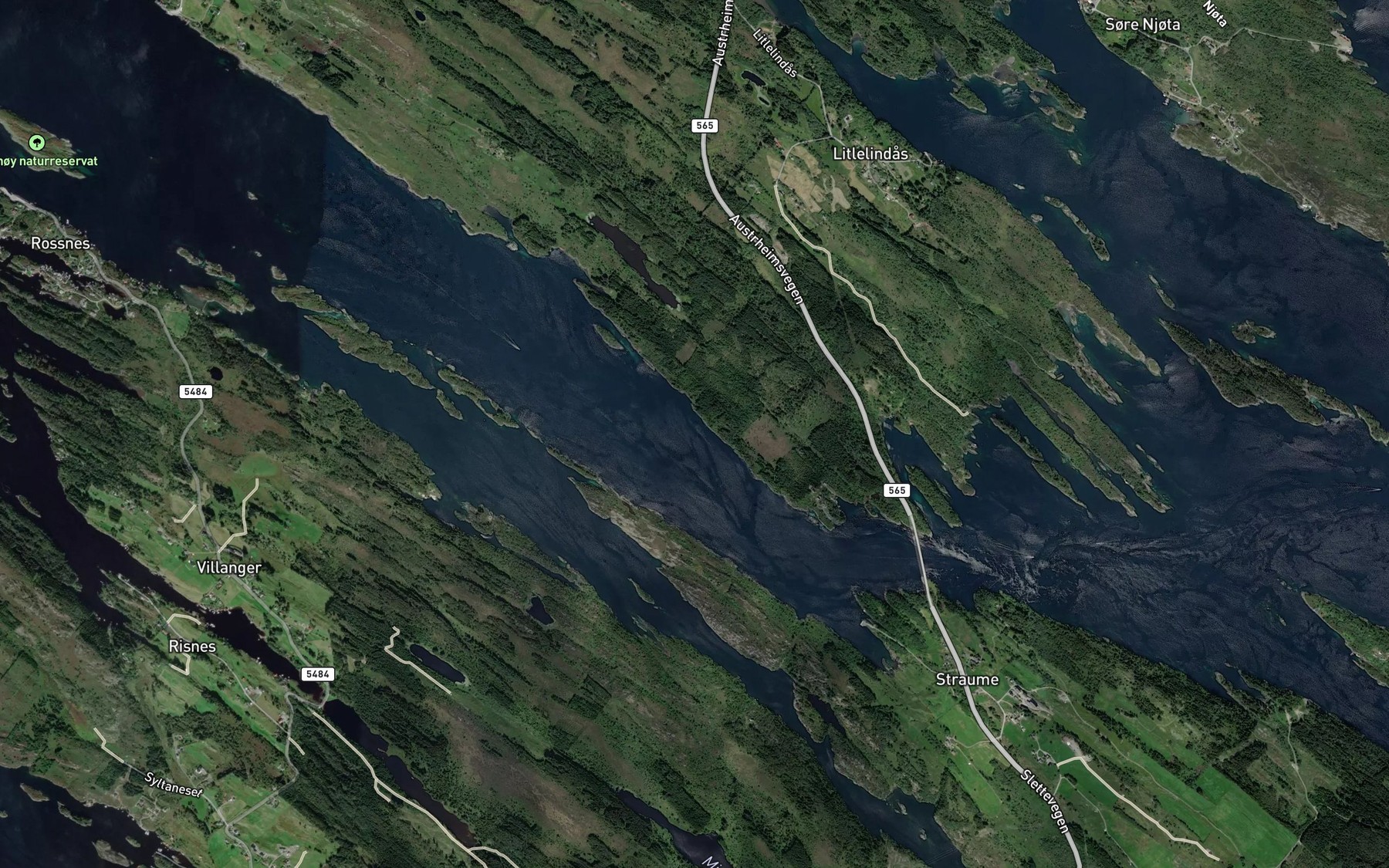 Satellite map of the Hestlaupflui
