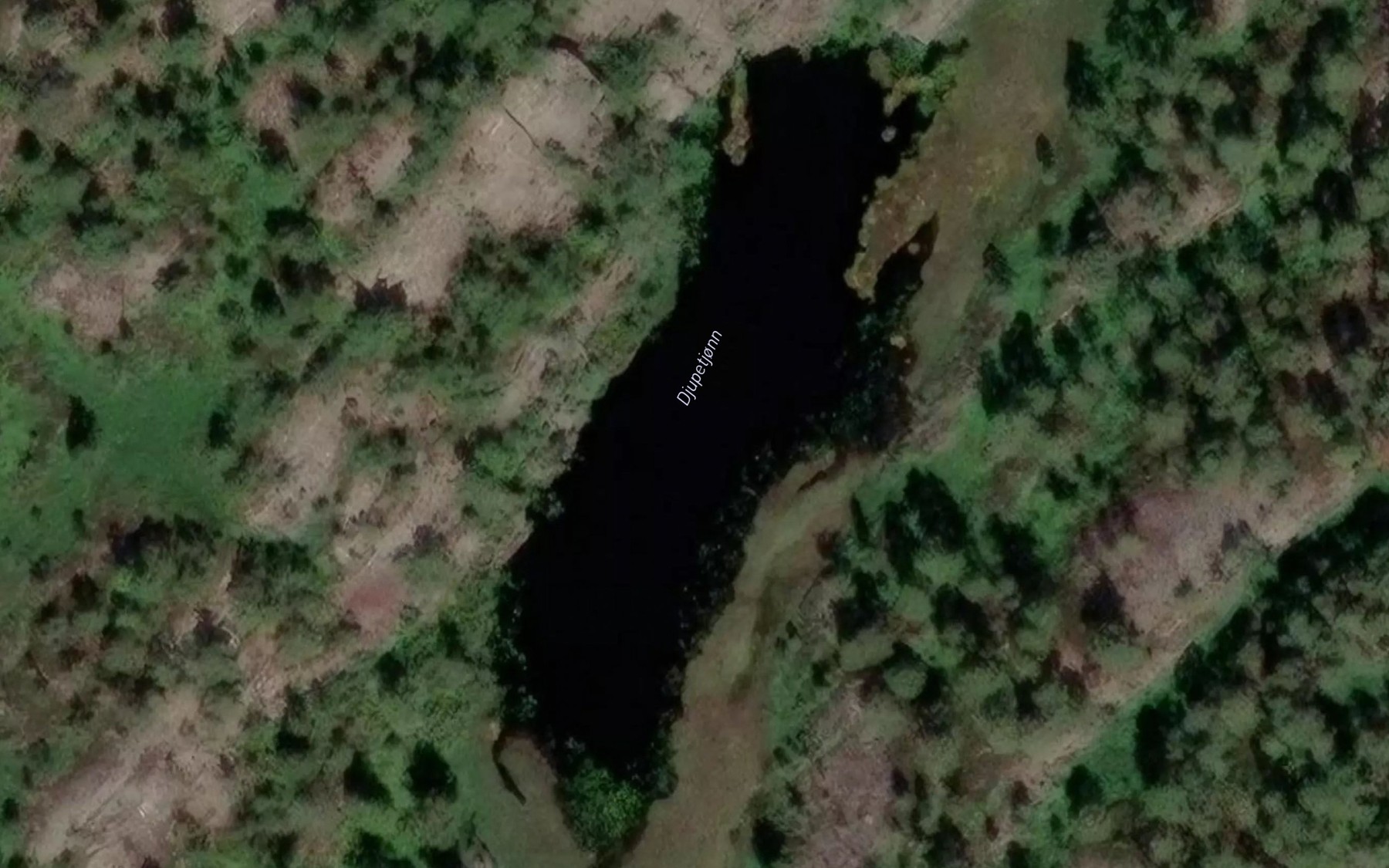 Satellite map of the Djupetjonn
