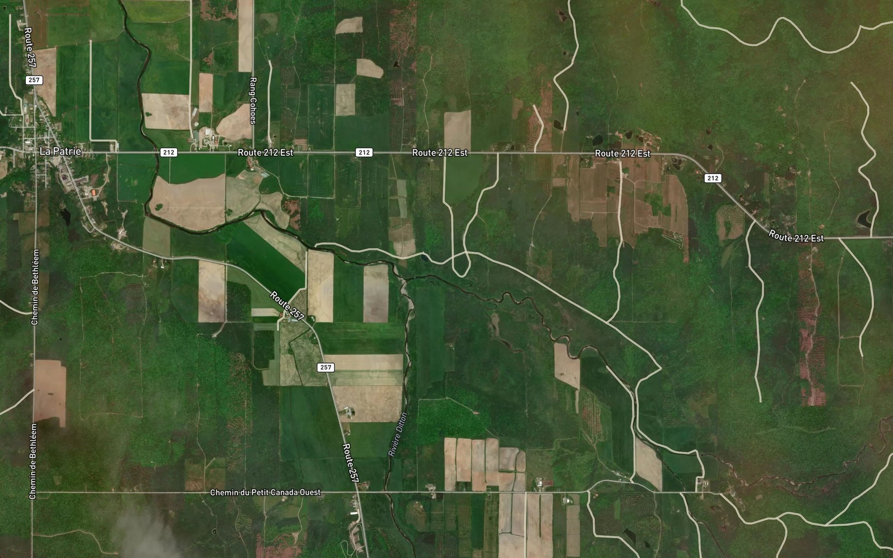 Satellite map of the Cours d'eau Beauregard