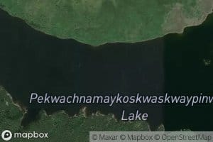 Pekwachnamaykoskwaskwaypinwanik Lake