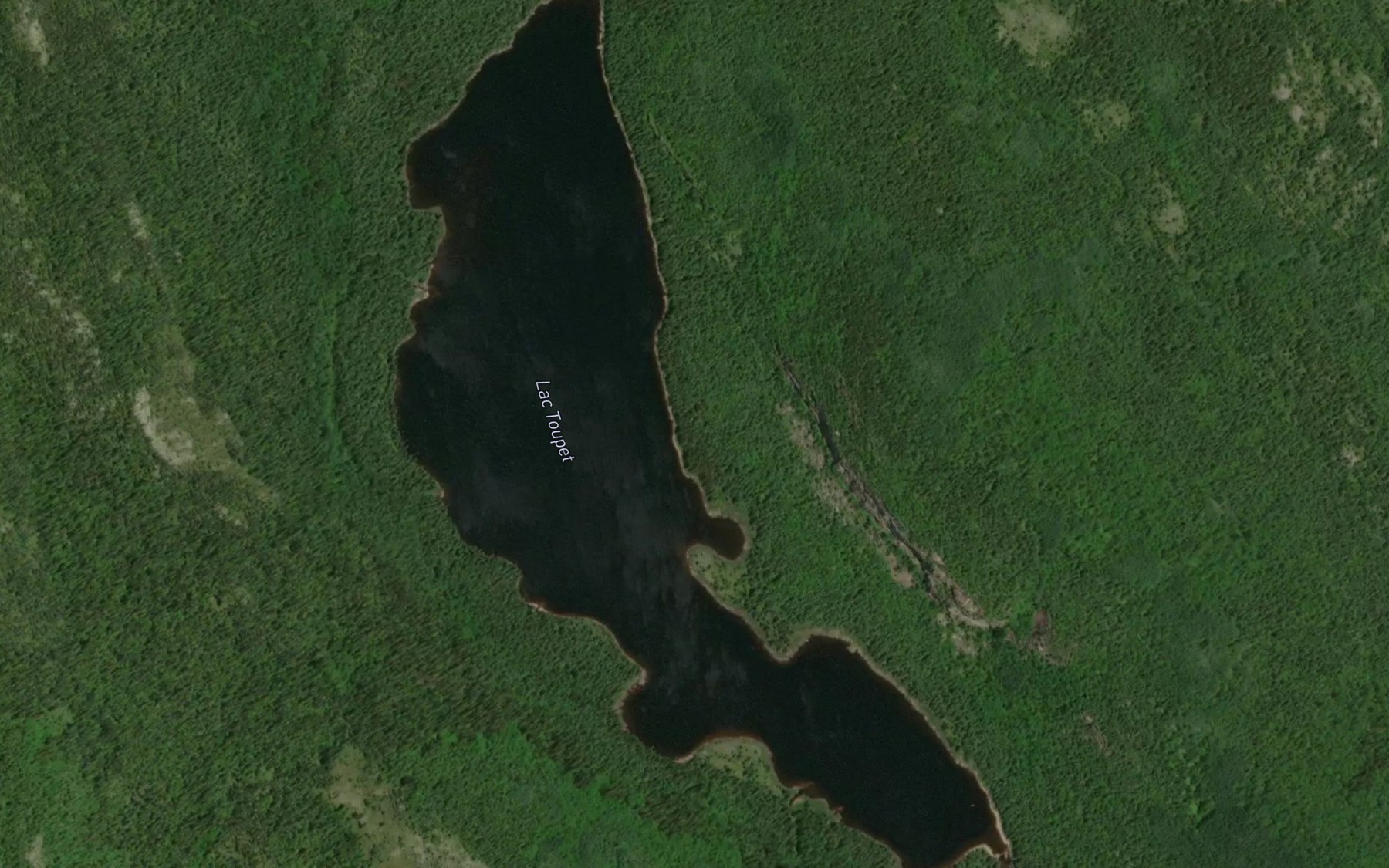 Satellite map of the Lac Toupet