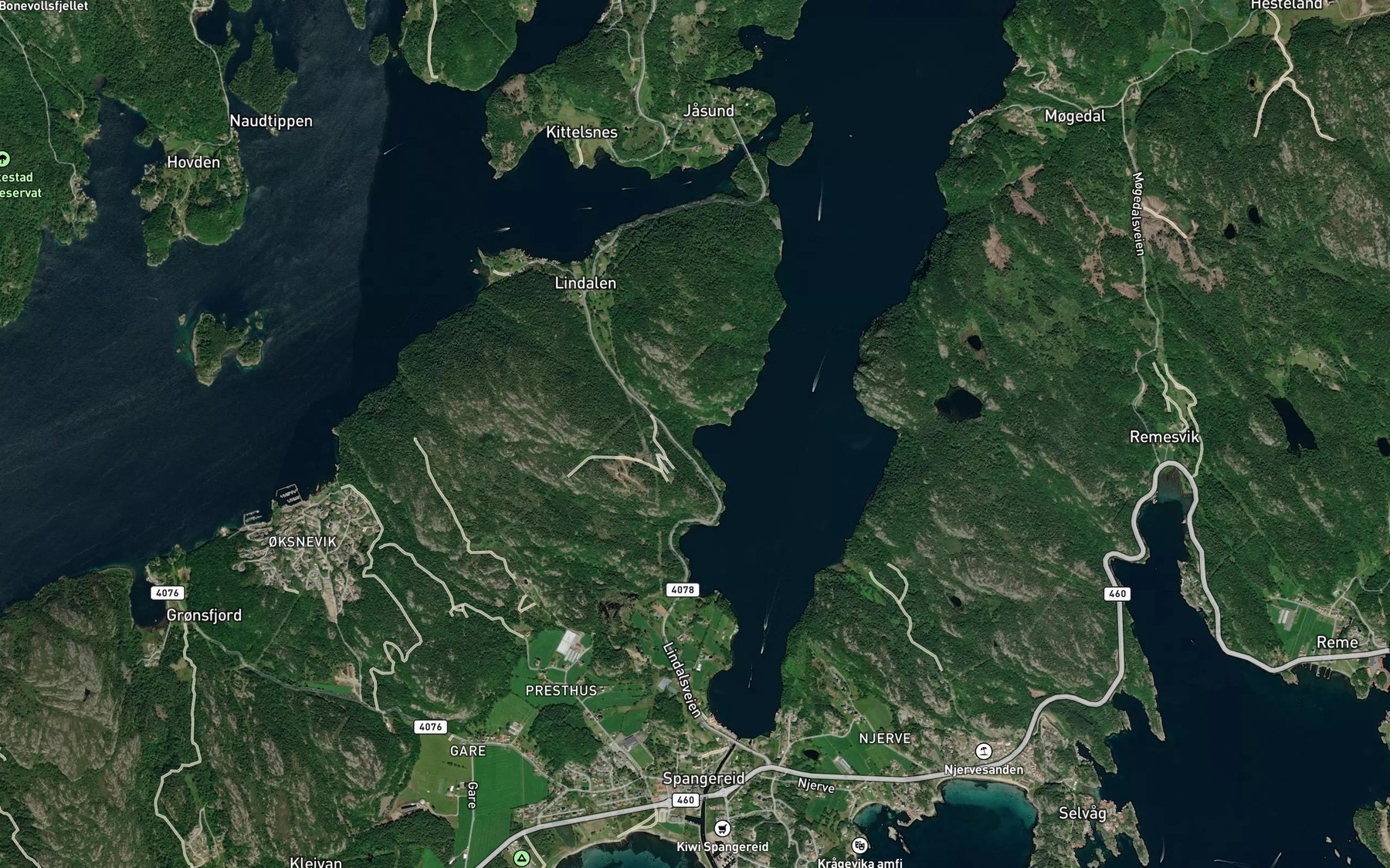 Satellite map of the Lindalsvika