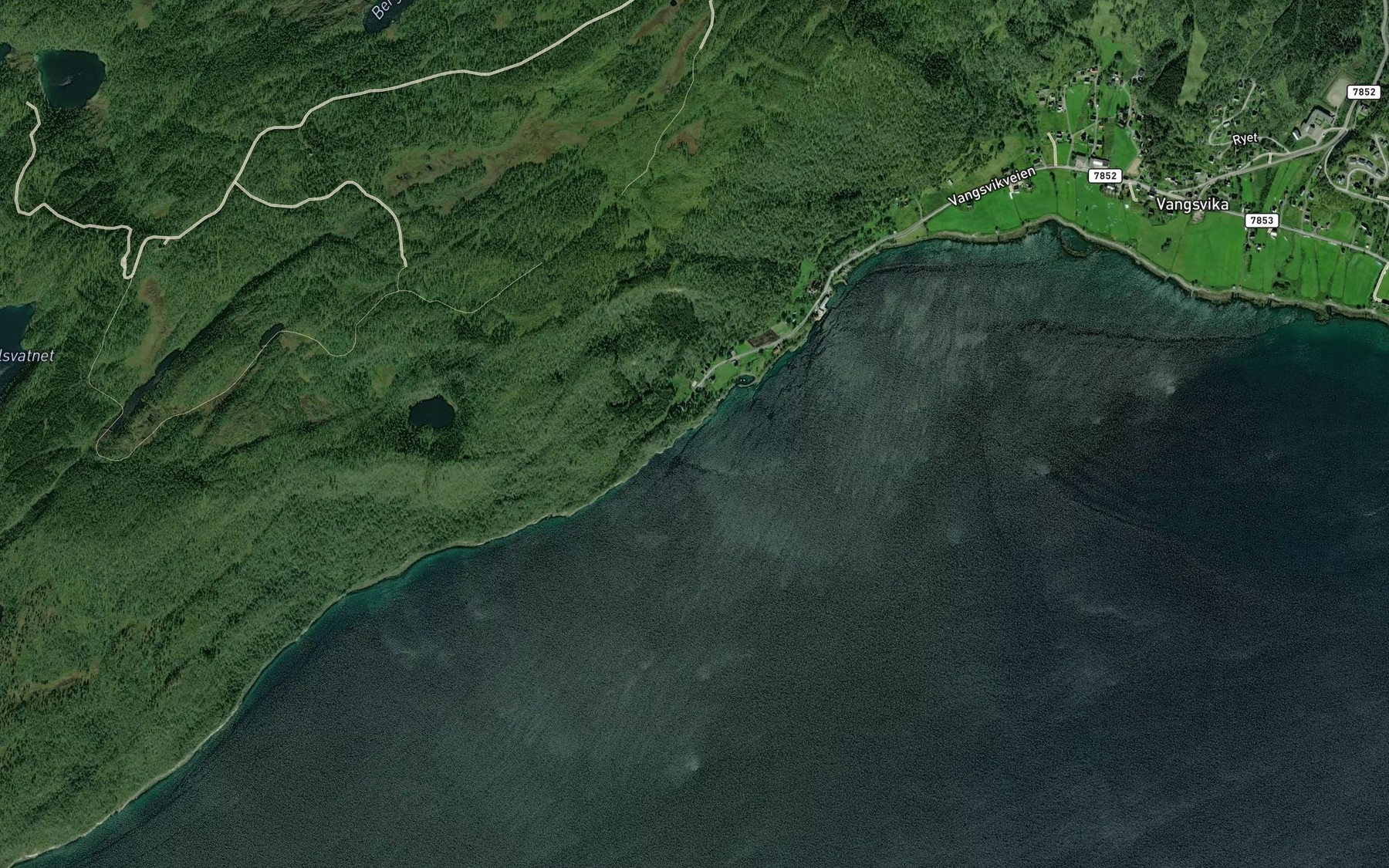 Satellite map of the Geitvika