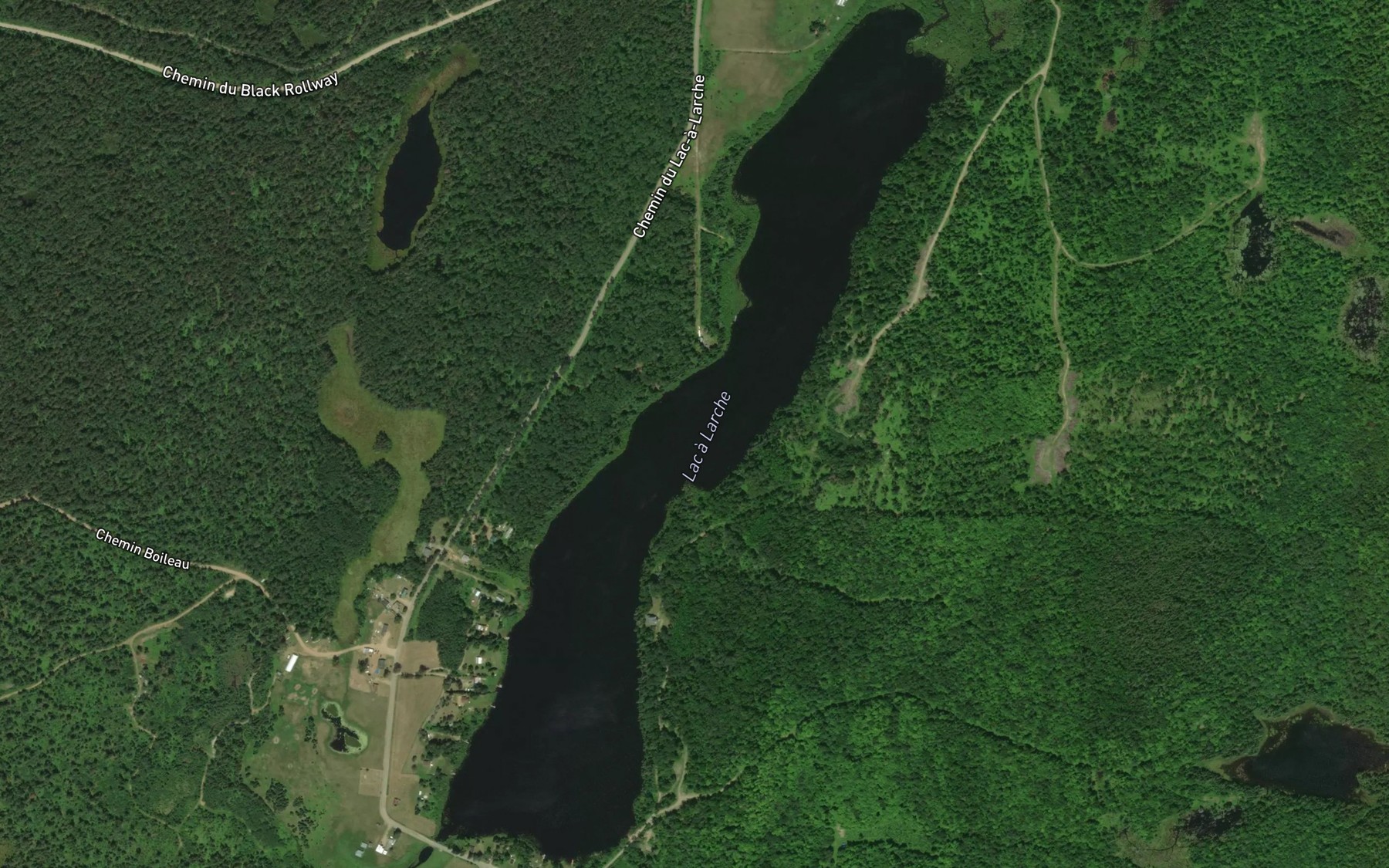 Satellite map of the Lac a Larche