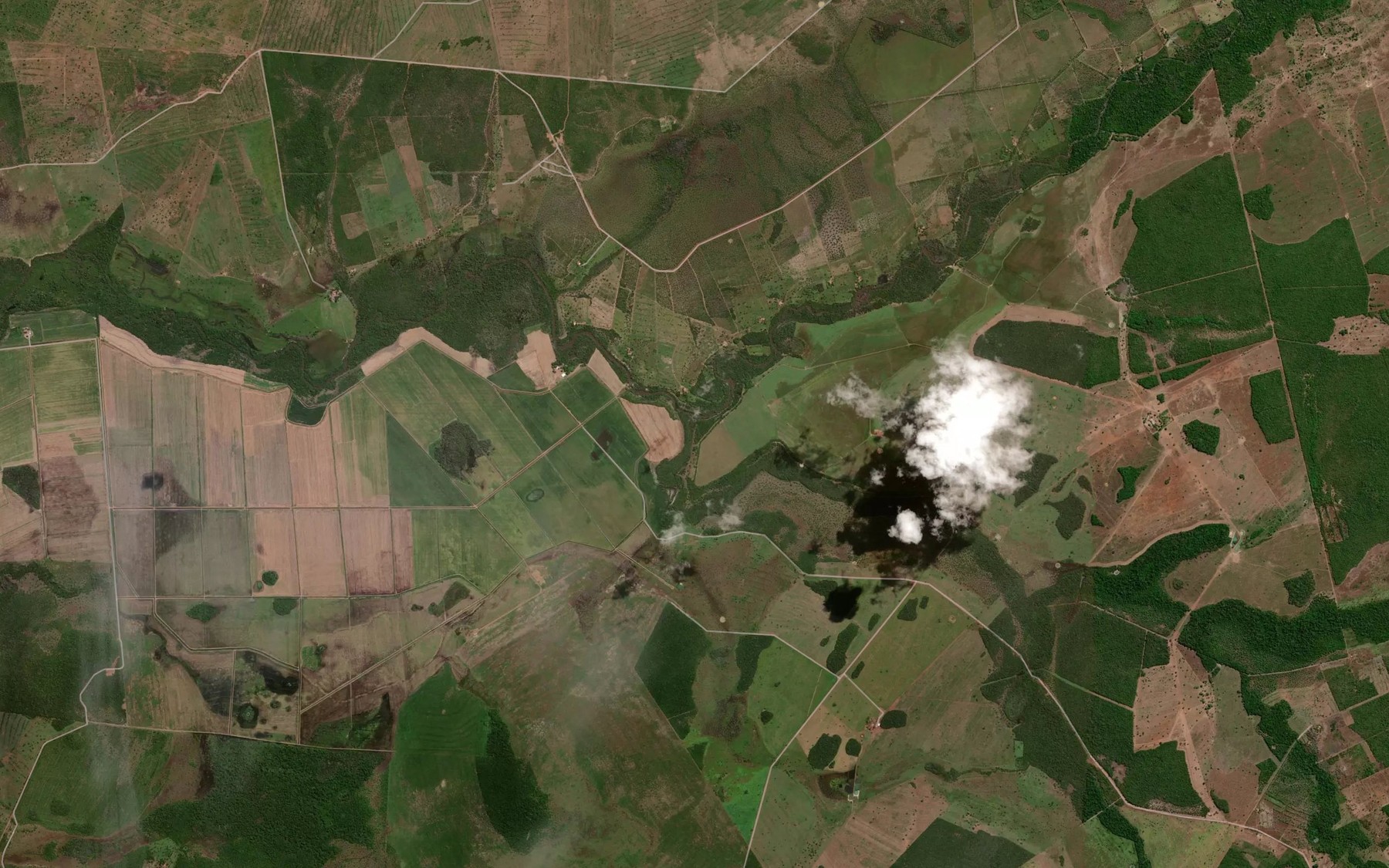 Satellite map of the Corrego Agua Branca