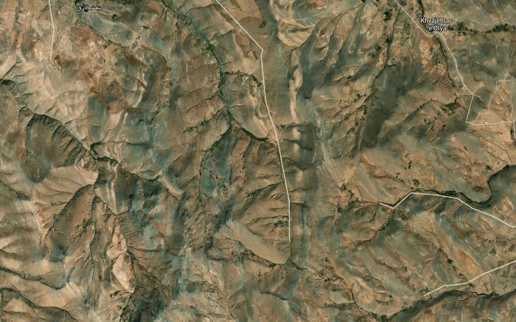 Satellite map of the Cheshmeh-ye Qanqali Bulagh-e Lari
