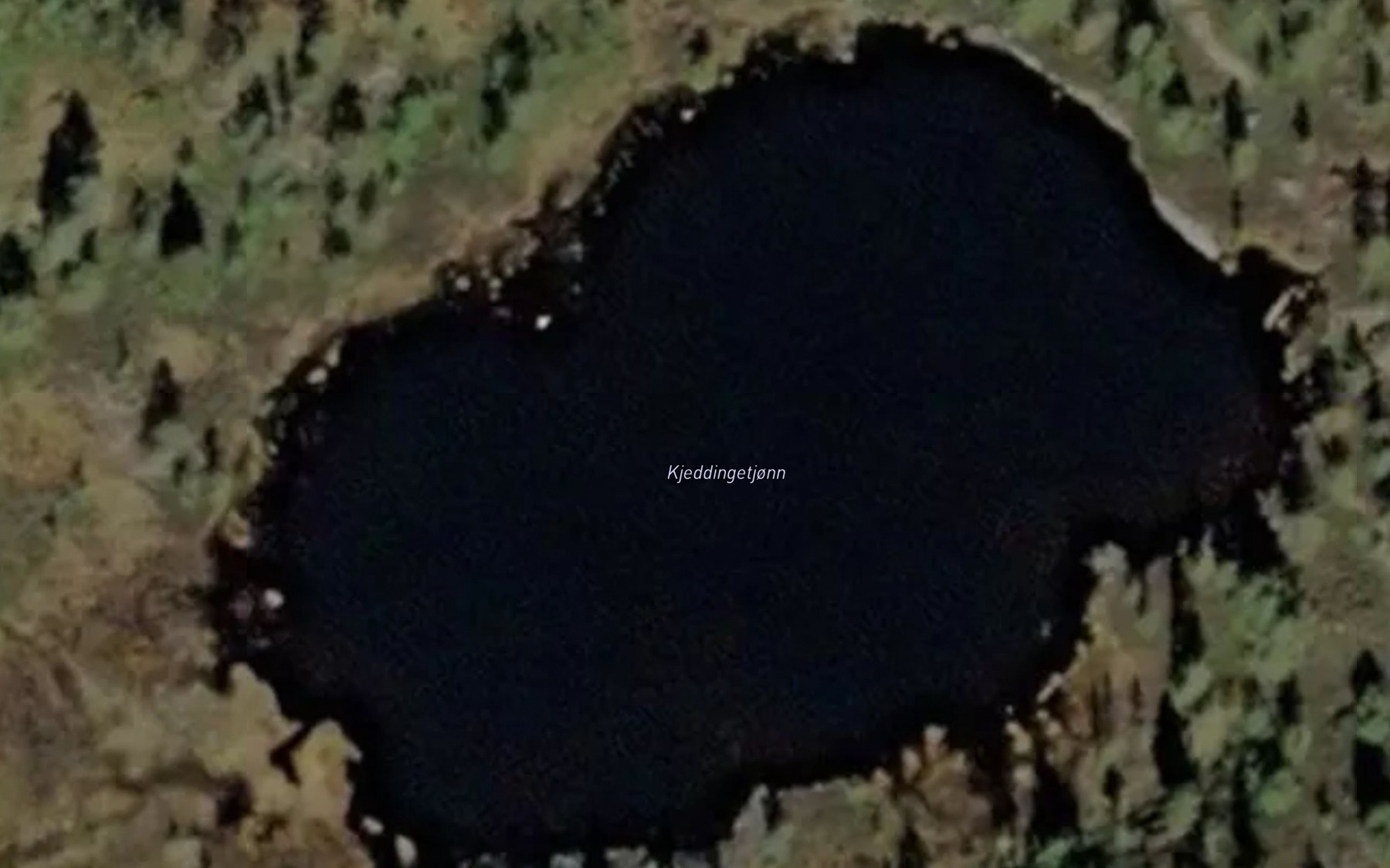 Satellite map of the Kjeddingetjonni