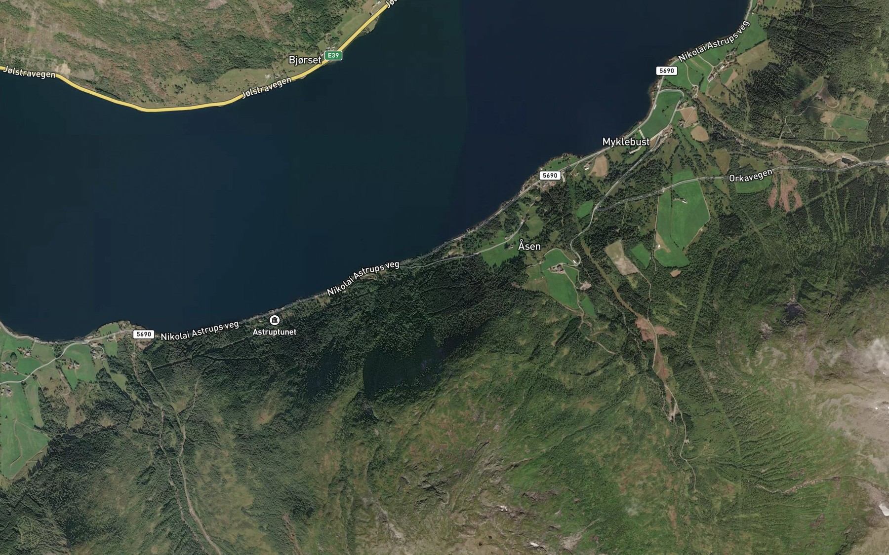 Satellite map of the Skregrova