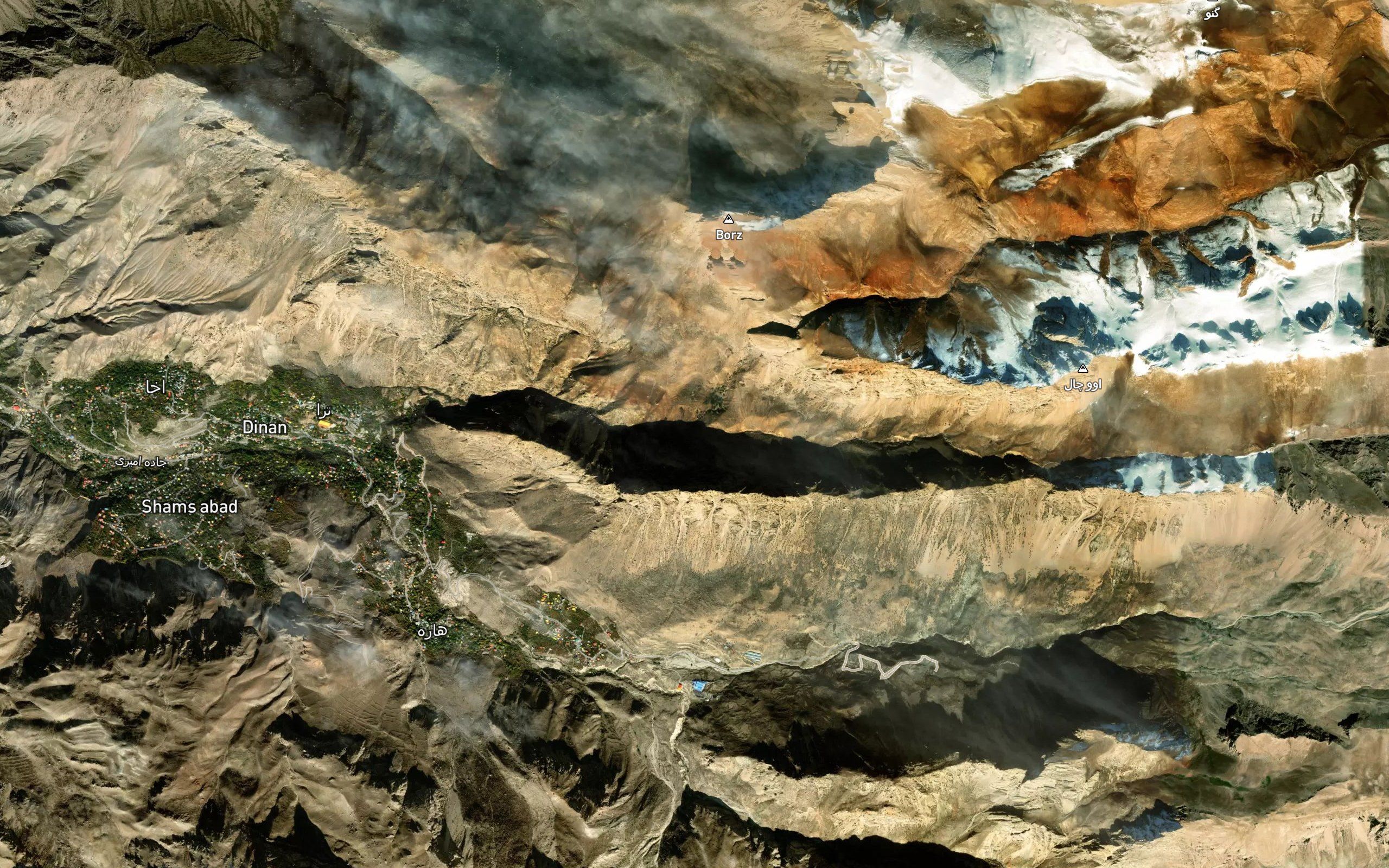 Rudkhaneh-ye Tamireh Palales
