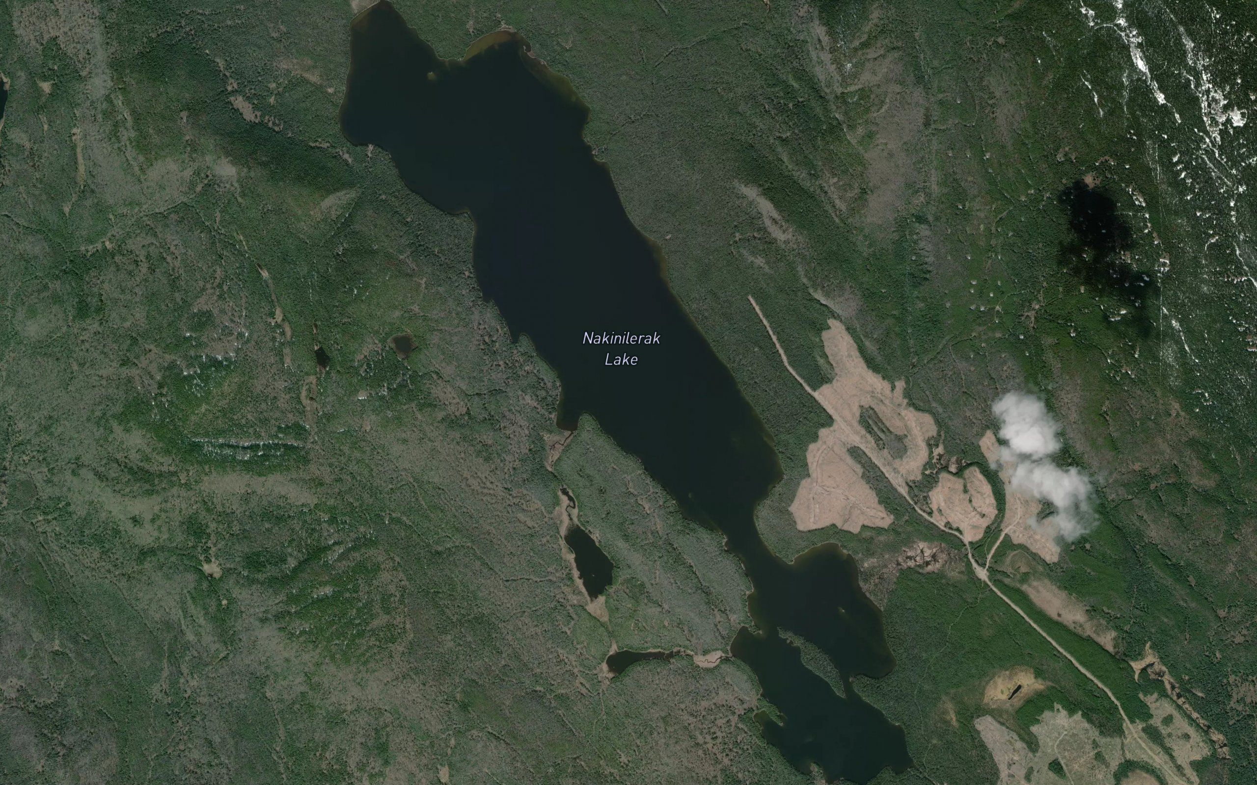 Nakinilerak Lake