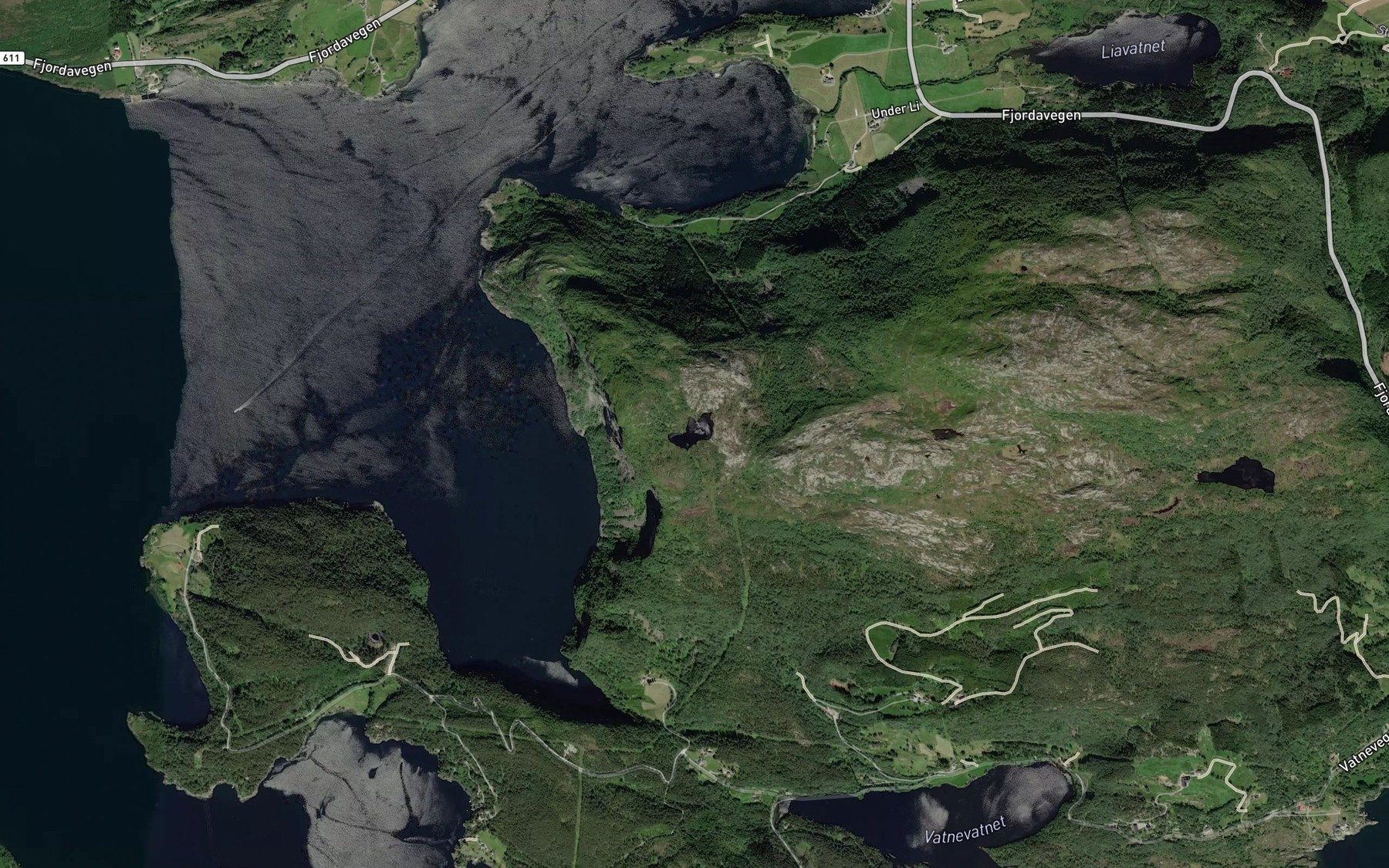 Satellite map of the Gjoringbovatnet
