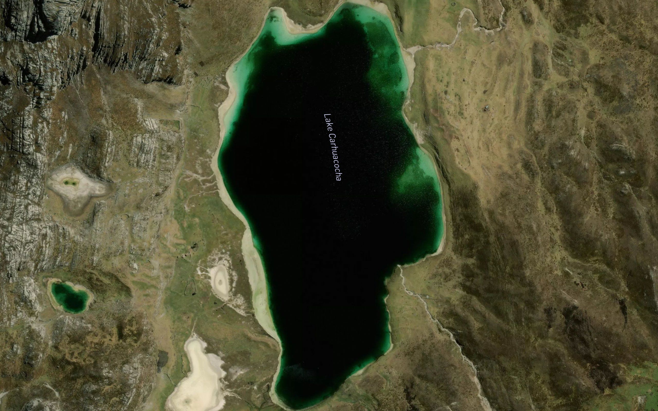 Laguna Carhuacocha