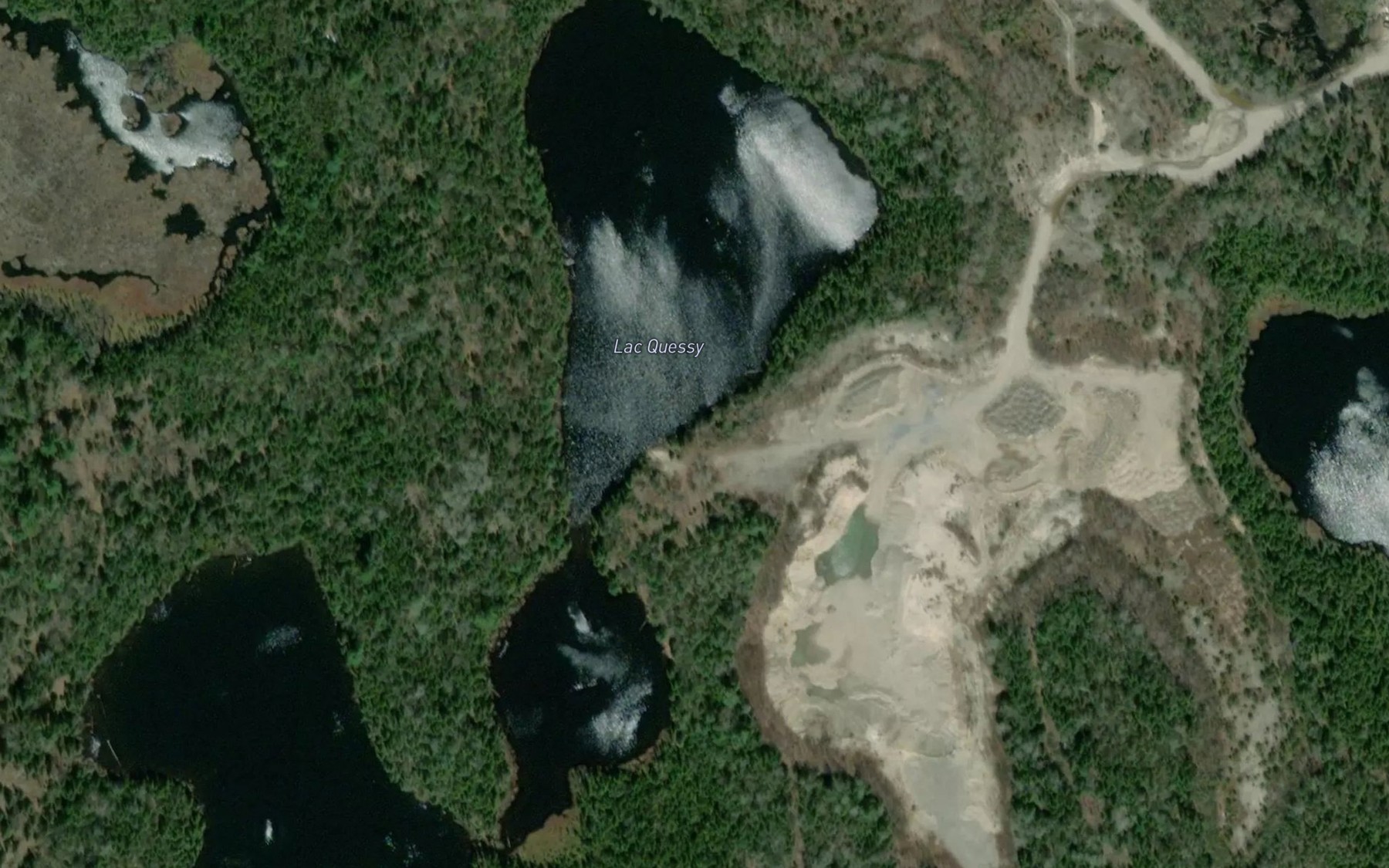 Satellite map of the Lac Quessy